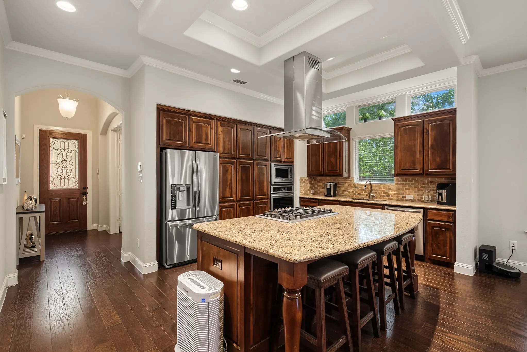 Single Family Residence For Sale in Denton County , 401 Middleton Drive, Roanoke, Texas 76262, 3 Bedroom, 2 Bathroom, 2 Garage spaces, 1,953 Sqft, built in 2015, mls#21361376, Real Estate Agent in Roanoke, Homes For Sale in Denton county, Homes For Sale in Roanoke, Realtor in Roanoke Texas, Real Estate Brokerage Independent Realty Texas, Luminita Cordes Realtor