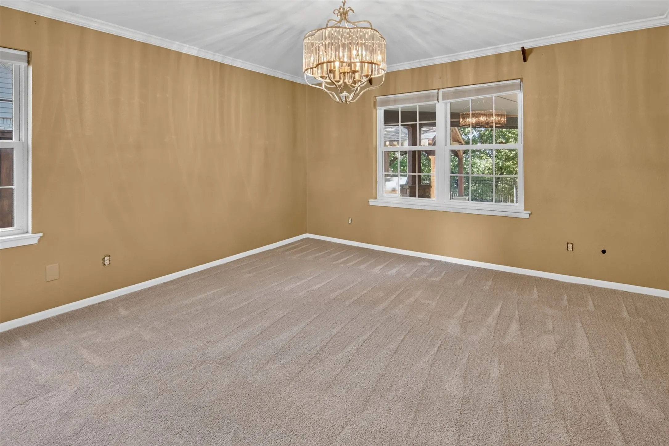 Large primary bedroom