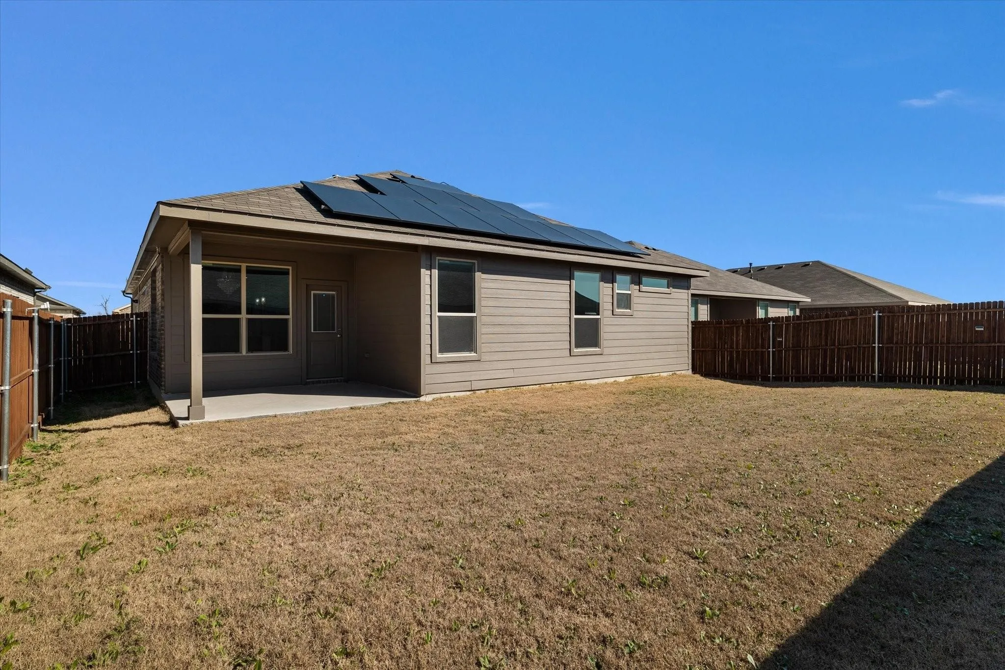 Single Family Residence For Rent in Tarrant County , 413 drowsy water Trail, Fort Worth, Texas 76131, 4 Bedroom, 2 Bathroom, 2 Garage spaces, 1,773 Sqft, built in 2022, mls#21363843, Real Estate Agent in Fort Worth, Homes For Rent in Tarrant county, Homes For Rent in Fort Worth, Realtor in Fort Worth Texas, Real Estate Brokerage Independent Realty Texas, Luminita Cordes Realtor