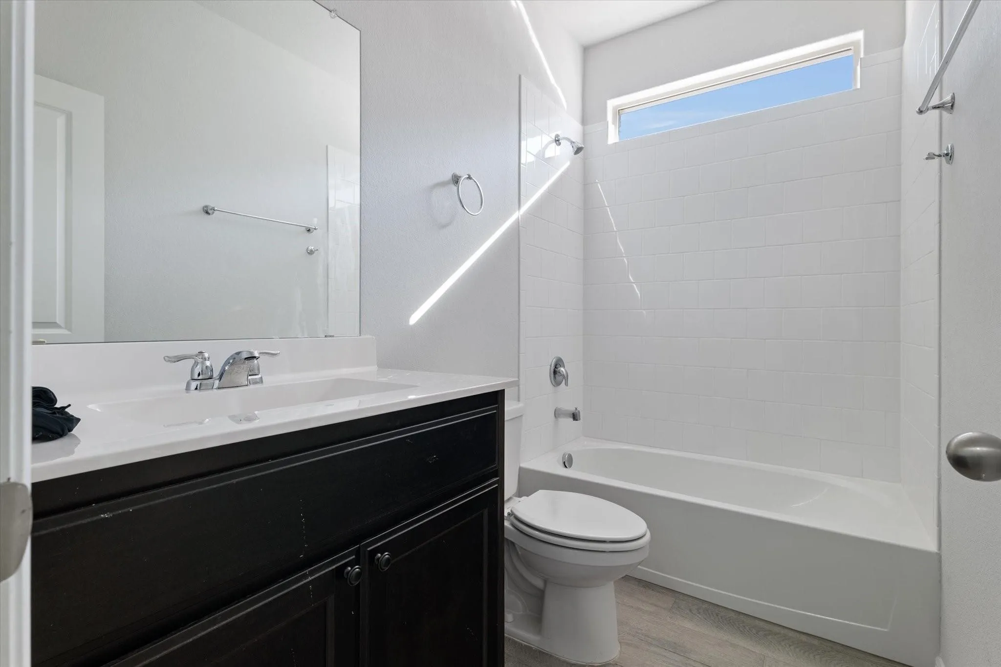 Single Family Residence For Rent in Tarrant County , 413 drowsy water Trail, Fort Worth, Texas 76131, 4 Bedroom, 2 Bathroom, 2 Garage spaces, 1,773 Sqft, built in 2022, mls#21363843, Real Estate Agent in Fort Worth, Homes For Rent in Tarrant county, Homes For Rent in Fort Worth, Realtor in Fort Worth Texas, Real Estate Brokerage Independent Realty Texas, Luminita Cordes Realtor