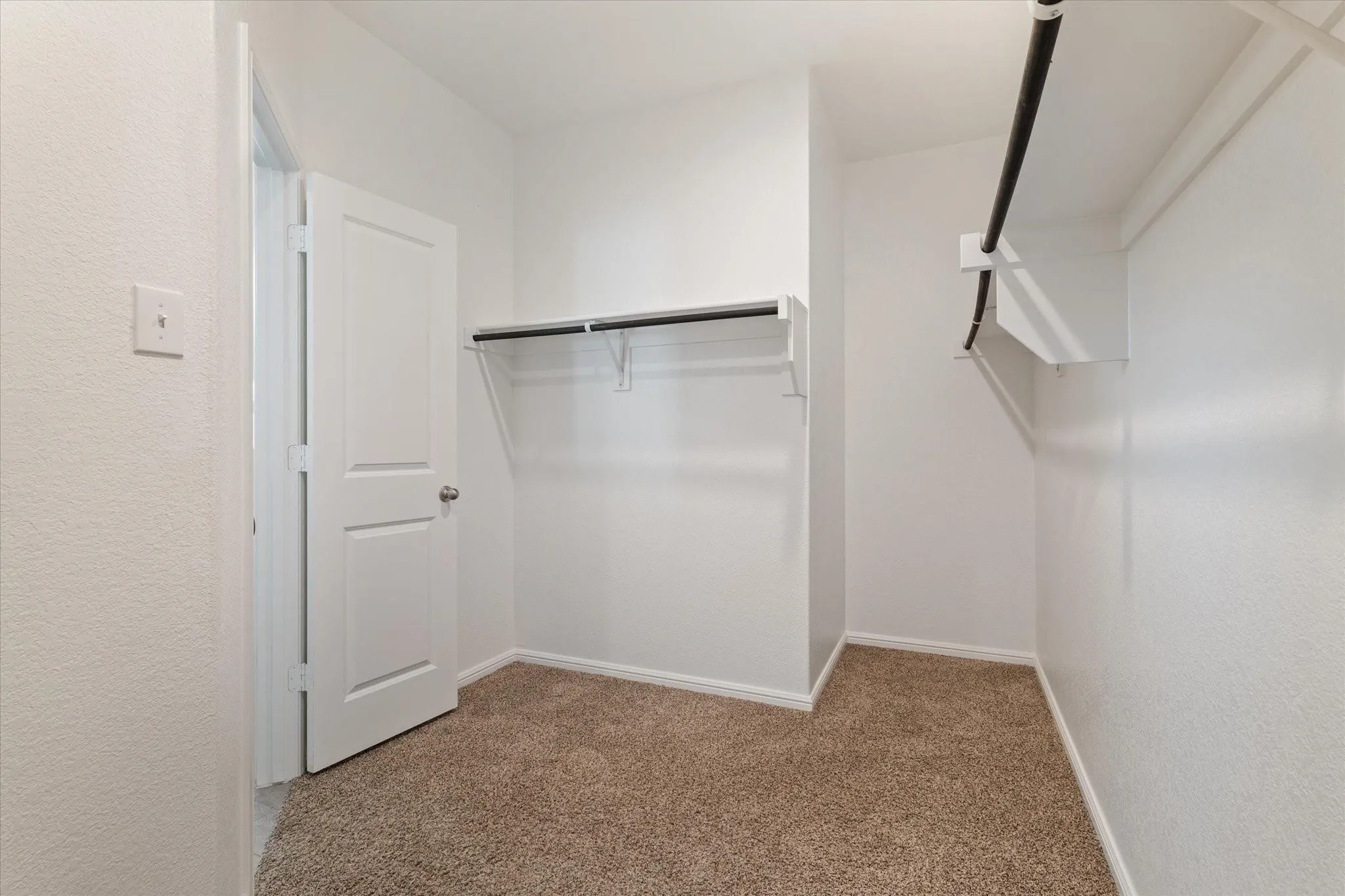 Single Family Residence For Rent in Tarrant County , 413 drowsy water Trail, Fort Worth, Texas 76131, 4 Bedroom, 2 Bathroom, 2 Garage spaces, 1,773 Sqft, built in 2022, mls#21363843, Real Estate Agent in Fort Worth, Homes For Rent in Tarrant county, Homes For Rent in Fort Worth, Realtor in Fort Worth Texas, Real Estate Brokerage Independent Realty Texas, Luminita Cordes Realtor