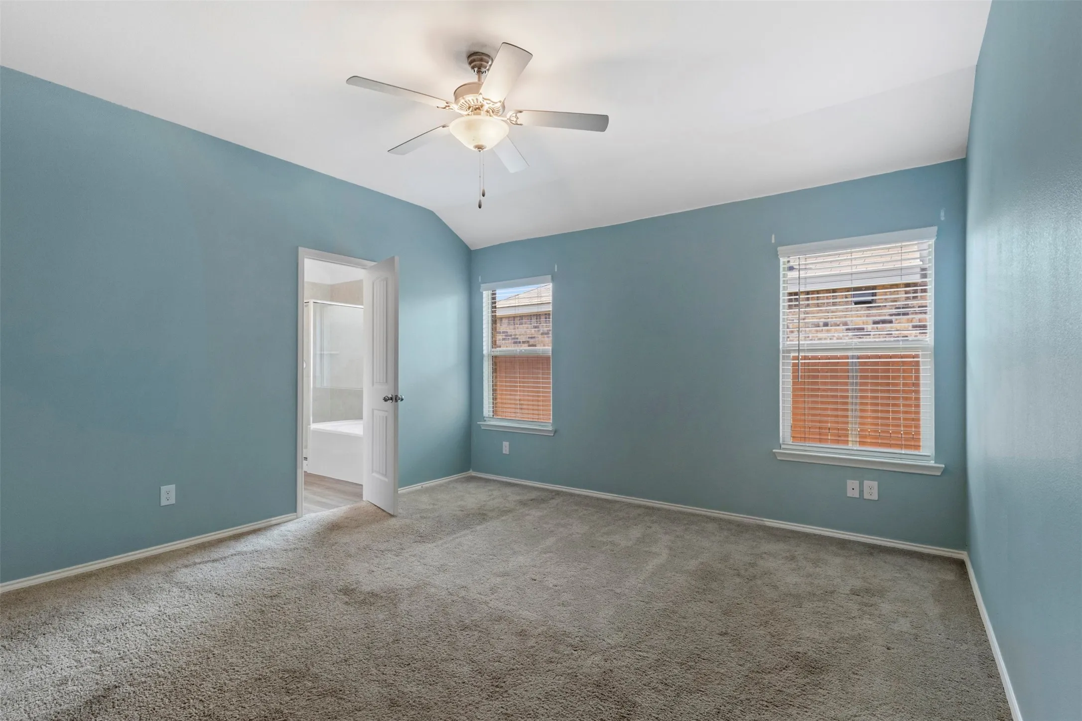 Single Family Residence For Sale in Kaufman County , 3910 Pioneer Drive, Forney, Texas 75126, 4 Bedroom, 2 Bathroom, 2 Garage spaces, 1,960 Sqft, built in 2021, mls#21362869, Real Estate Agent in Forney, Homes For Sale in Kaufman county, Homes For Sale in Forney, Realtor in Forney Texas, Real Estate Brokerage Independent Realty Texas, Luminita Cordes Realtor