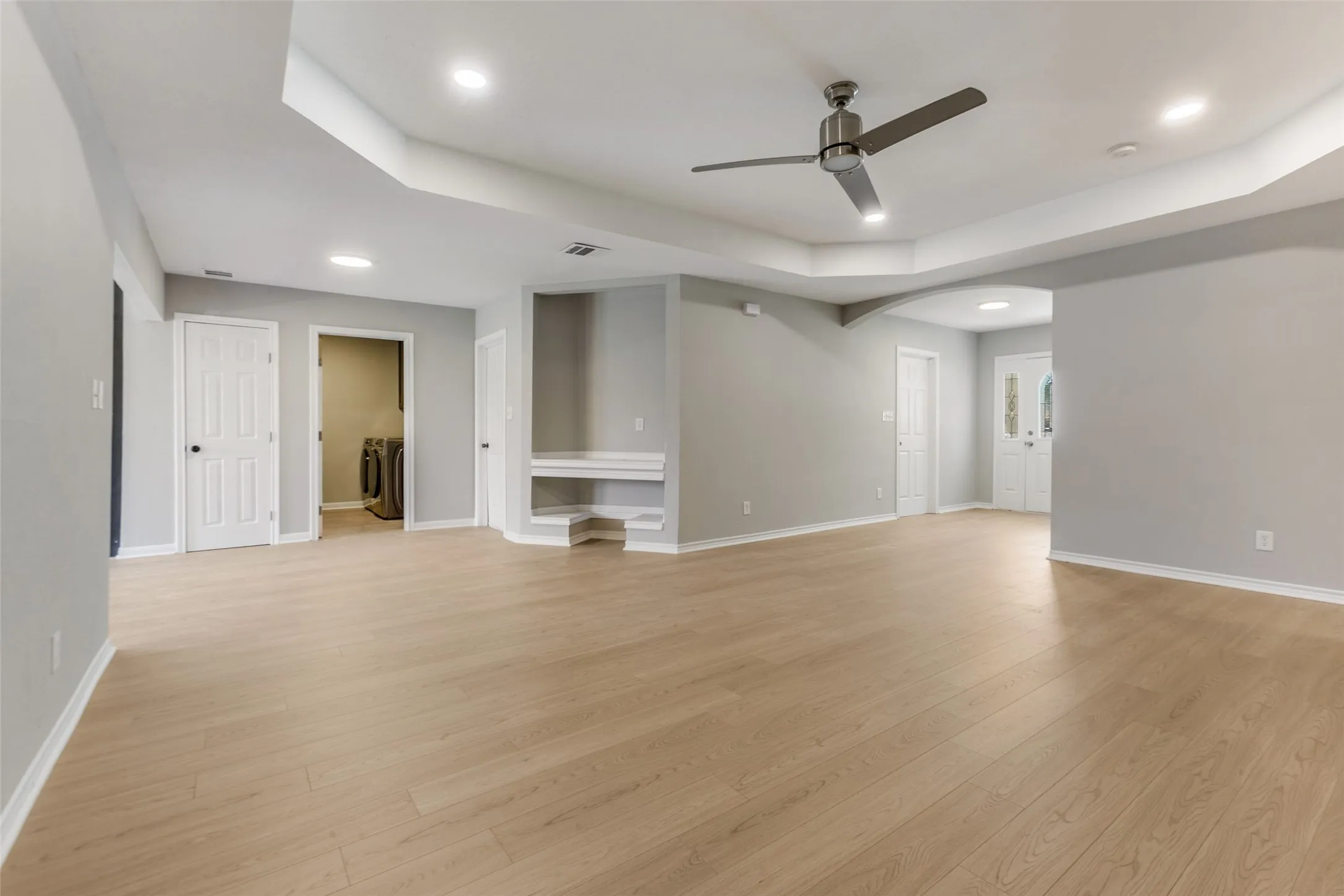 Single Family Residence For Sale in Dallas County , 1205 Briarcove Drive, Richardson, Texas 75081, 4 Bedroom, 2 Bathroom, 2 Garage spaces, 1,402 Sqft, built in 1967, mls#21363859, Real Estate Agent in Richardson, Homes For Sale in Dallas county, Homes For Sale in Richardson, Realtor in Richardson Texas, Real Estate Brokerage Independent Realty Texas, Luminita Cordes Realtor