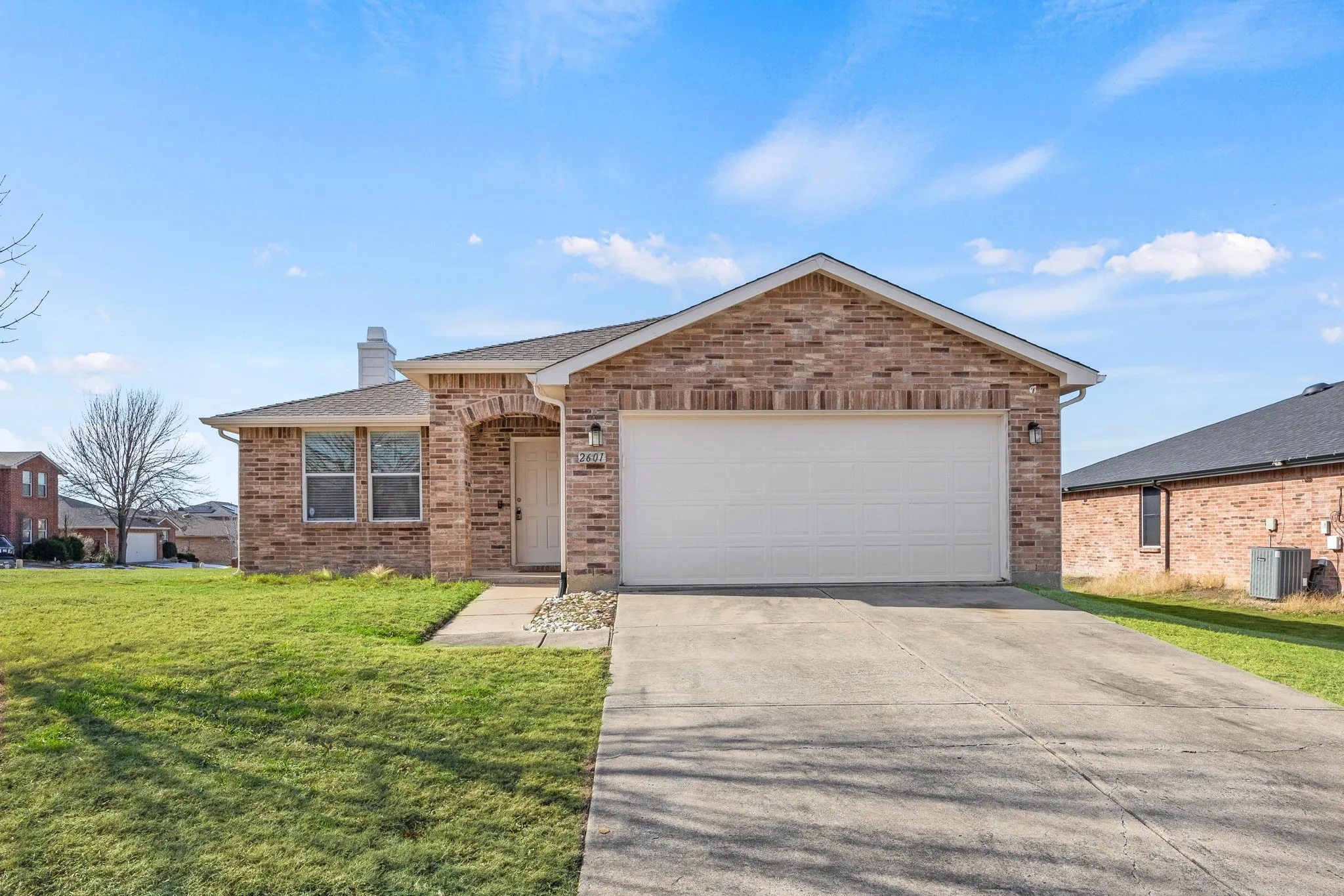 Single Family Residence For Rent in Denton County , 2601 Shorewood Drive, Little Elm, Texas 75068, 3 Bedroom, 2 Bathroom, 2 Garage spaces, 1,860 Sqft, built in 2005, mls#21363837, Real Estate Agent in Little Elm, Homes For Rent in Denton county, Homes For Rent in Little Elm, Realtor in Little Elm Texas, Real Estate Brokerage Independent Realty Texas, Luminita Cordes Realtor
