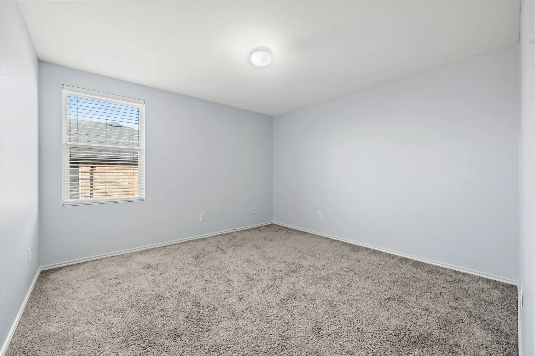 Single Family Residence For Rent in Denton County , 2601 Shorewood Drive, Little Elm, Texas 75068, 3 Bedroom, 2 Bathroom, 2 Garage spaces, 1,860 Sqft, built in 2005, mls#21363837, Real Estate Agent in Little Elm, Homes For Rent in Denton county, Homes For Rent in Little Elm, Realtor in Little Elm Texas, Real Estate Brokerage Independent Realty Texas, Luminita Cordes Realtor