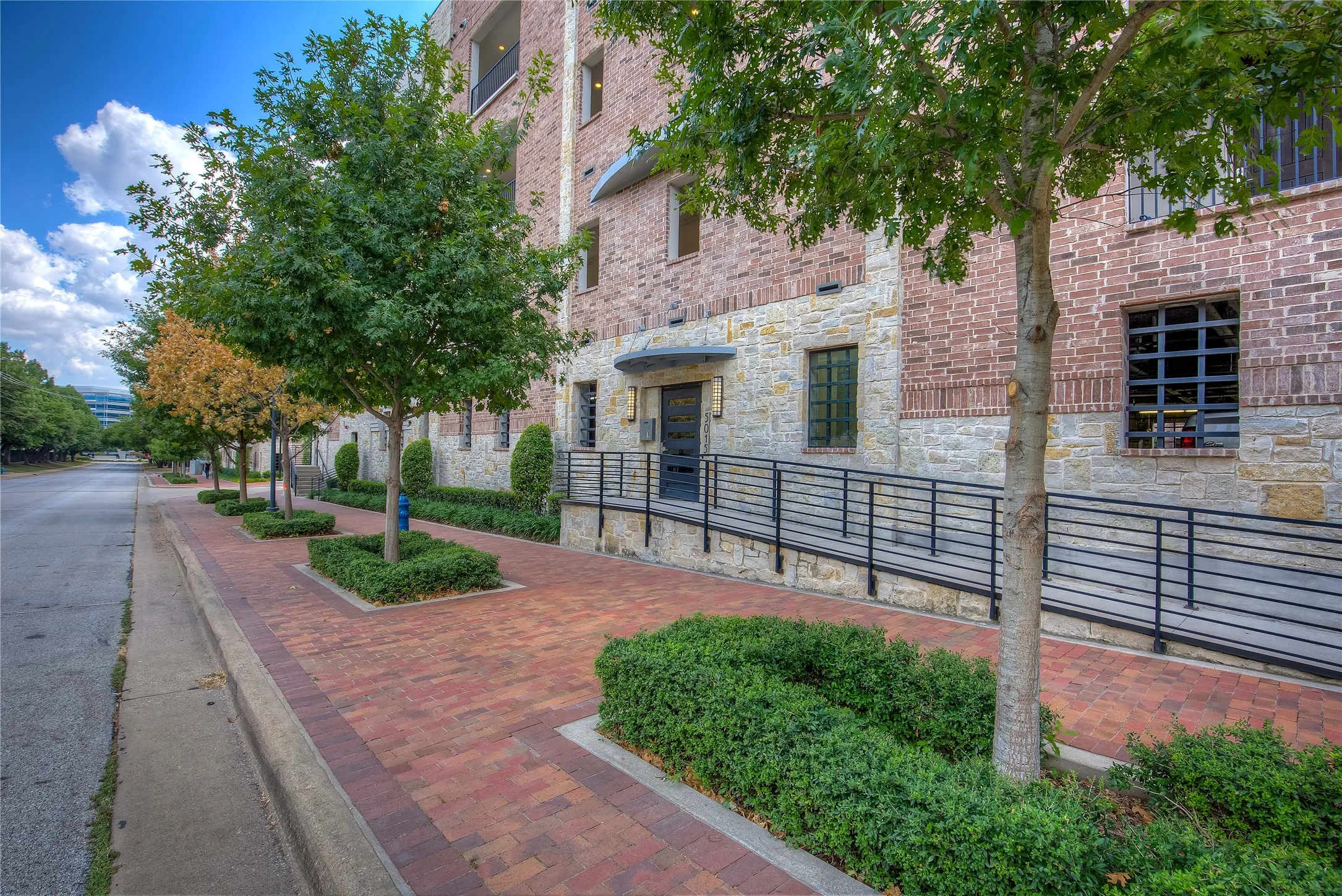 Condominium For Rent in Dallas County , 5015 Meridian Lane 3105, Addison, Texas 75001, 3 Bedroom, 3 Bathroom, 2 Garage spaces, 1,635 Sqft, built in 2016, mls#21360767, Real Estate Agent in Addison, Homes For Rent in Dallas county, Homes For Rent in Addison, Realtor in Addison Texas, Real Estate Brokerage Independent Realty Texas, Luminita Cordes Realtor