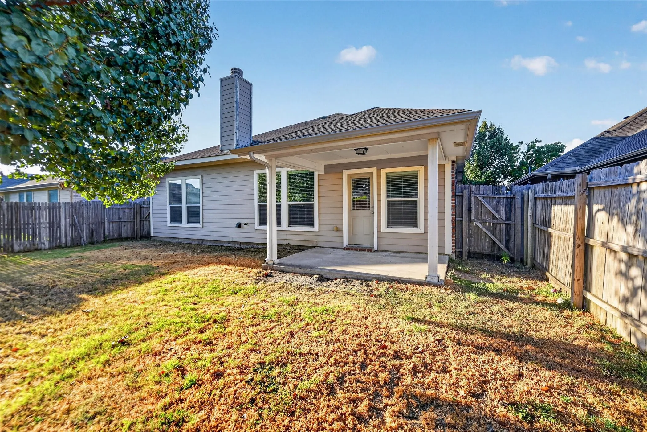 Single Family Residence For Rent in Collin County , 1136 Ainsworth Drive, Anna, Texas 75409, 3 Bedroom, 2 Bathroom, 2 Garage spaces, 1,684 Sqft, built in 2007, mls#21363685, Real Estate Agent in Anna, Homes For Rent in Collin county, Homes For Rent in Anna, Realtor in Anna Texas, Real Estate Brokerage Independent Realty Texas, Luminita Cordes Realtor