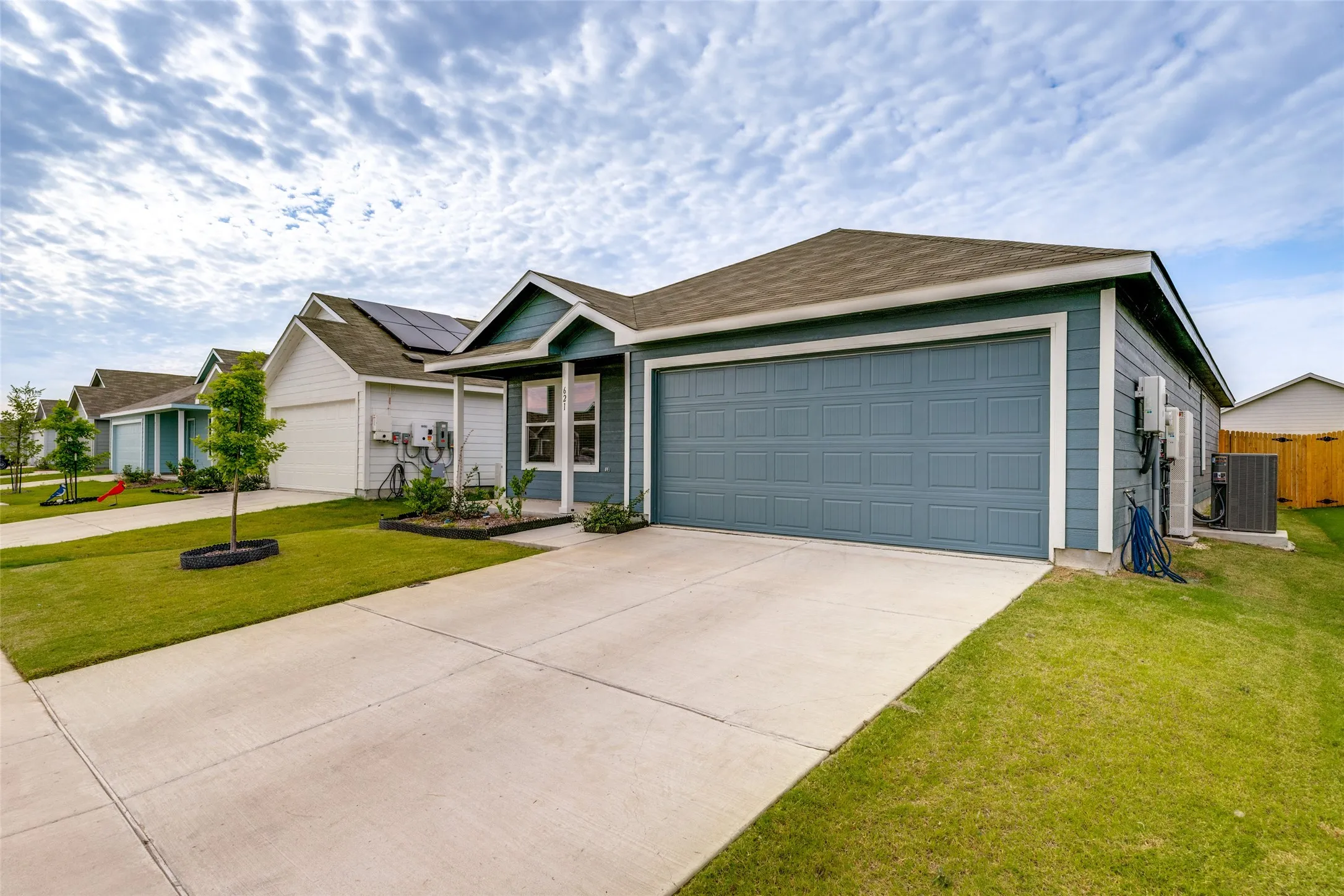 Single Family Residence For Rent in Collin County , 621 Holleman Drive, Princeton, Texas 75407, 3 Bedroom, 2 Bathroom, 2 Garage spaces, 1,474 Sqft, built in 2025, mls#21363871, Real Estate Agent in Princeton, Homes For Rent in Collin county, Homes For Rent in Princeton, Realtor in Princeton Texas, Real Estate Brokerage Independent Realty Texas, Luminita Cordes Realtor