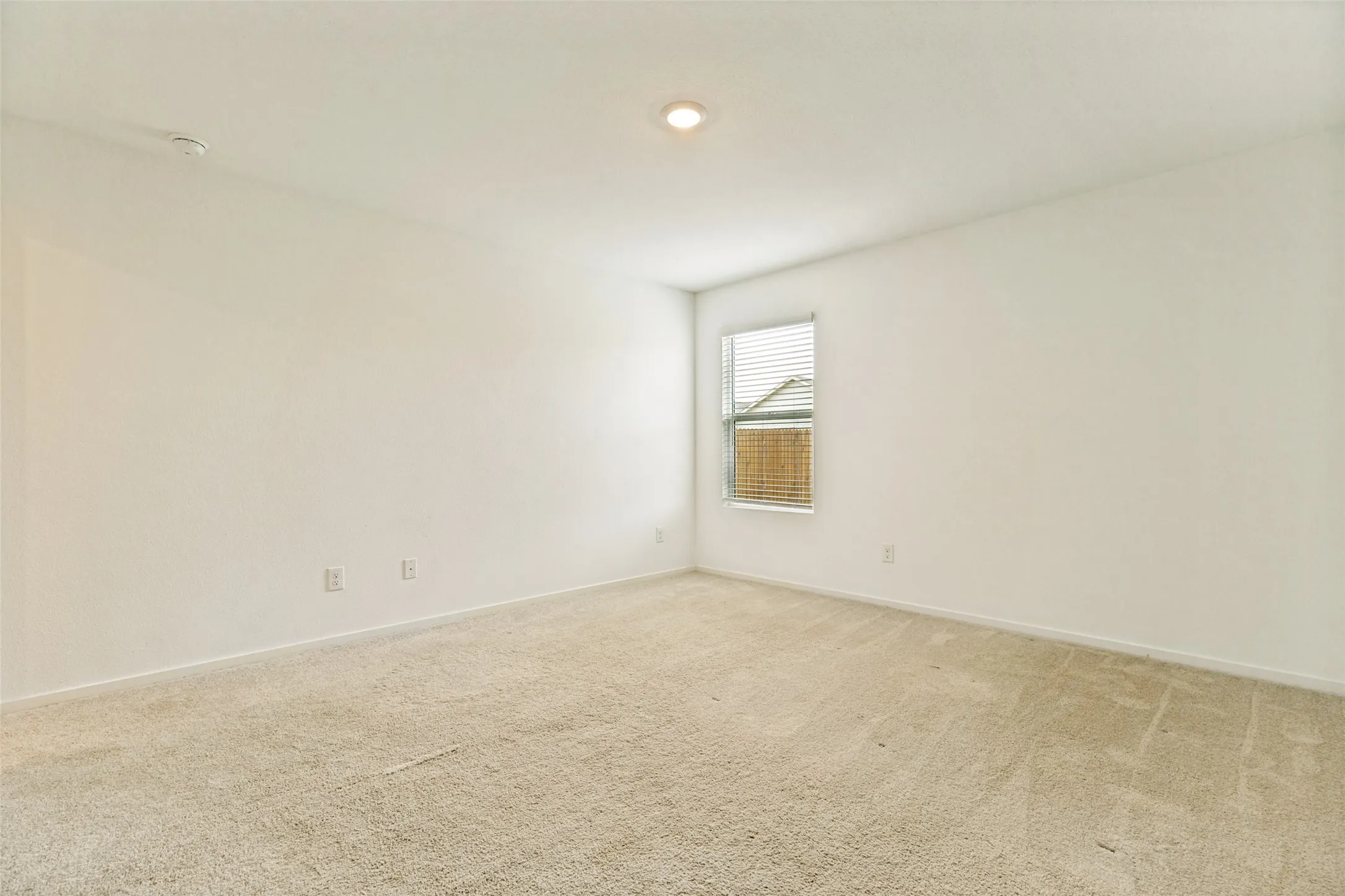 Single Family Residence For Rent in Collin County , 621 Holleman Drive, Princeton, Texas 75407, 3 Bedroom, 2 Bathroom, 2 Garage spaces, 1,474 Sqft, built in 2025, mls#21363871, Real Estate Agent in Princeton, Homes For Rent in Collin county, Homes For Rent in Princeton, Realtor in Princeton Texas, Real Estate Brokerage Independent Realty Texas, Luminita Cordes Realtor