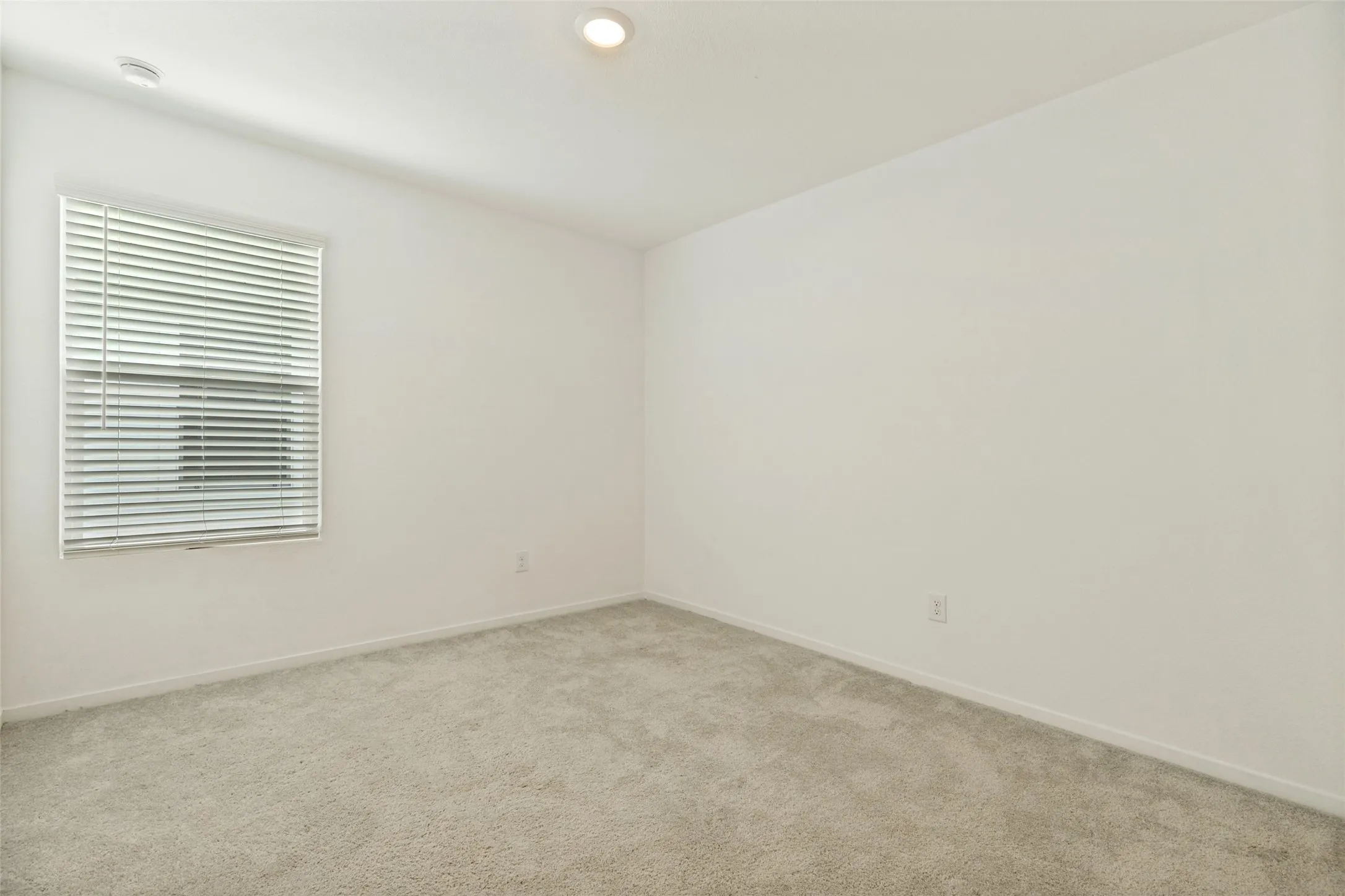 Single Family Residence For Rent in Collin County , 621 Holleman Drive, Princeton, Texas 75407, 3 Bedroom, 2 Bathroom, 2 Garage spaces, 1,474 Sqft, built in 2025, mls#21363871, Real Estate Agent in Princeton, Homes For Rent in Collin county, Homes For Rent in Princeton, Realtor in Princeton Texas, Real Estate Brokerage Independent Realty Texas, Luminita Cordes Realtor