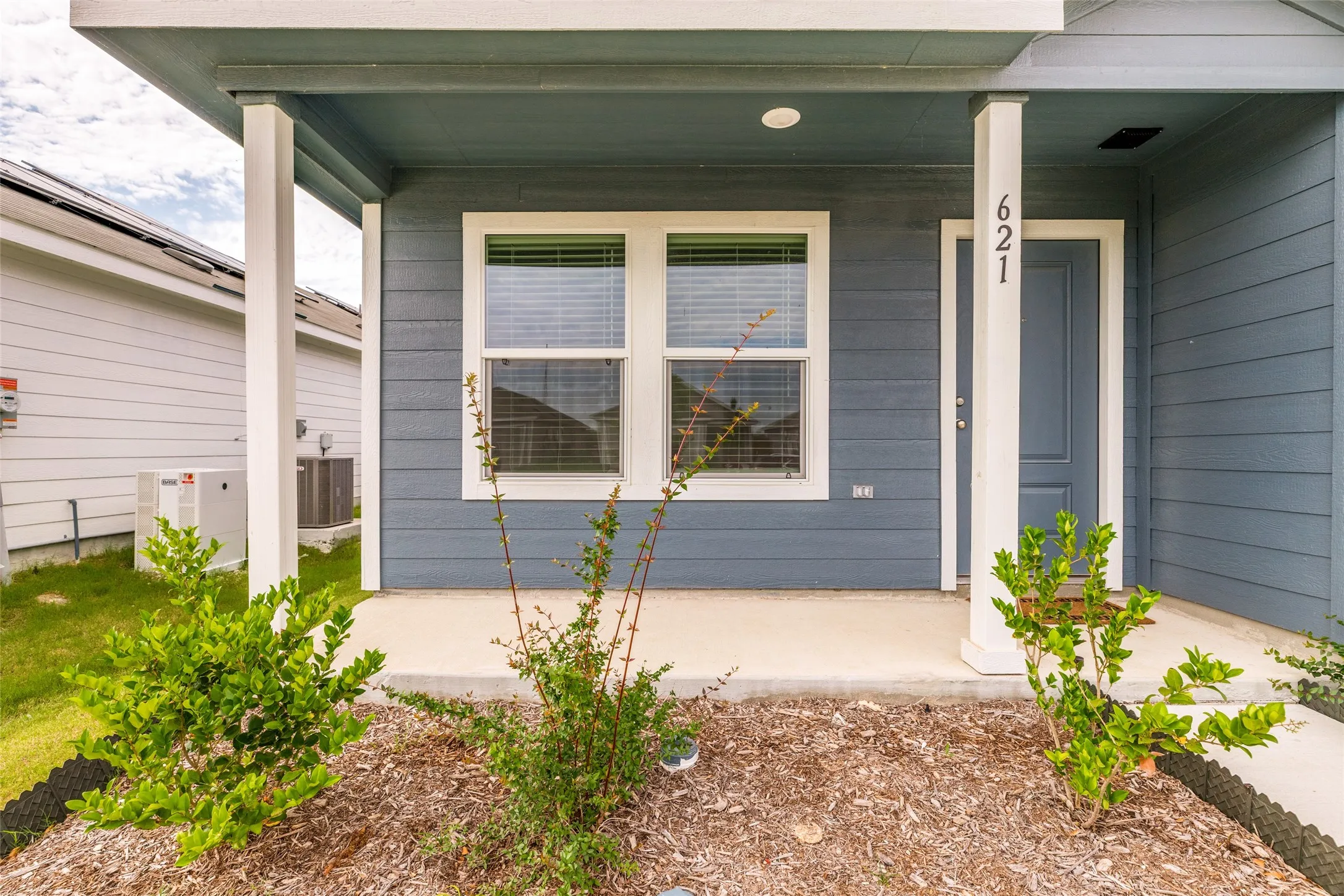 Single Family Residence For Rent in Collin County , 621 Holleman Drive, Princeton, Texas 75407, 3 Bedroom, 2 Bathroom, 2 Garage spaces, 1,474 Sqft, built in 2025, mls#21363871, Real Estate Agent in Princeton, Homes For Rent in Collin county, Homes For Rent in Princeton, Realtor in Princeton Texas, Real Estate Brokerage Independent Realty Texas, Luminita Cordes Realtor