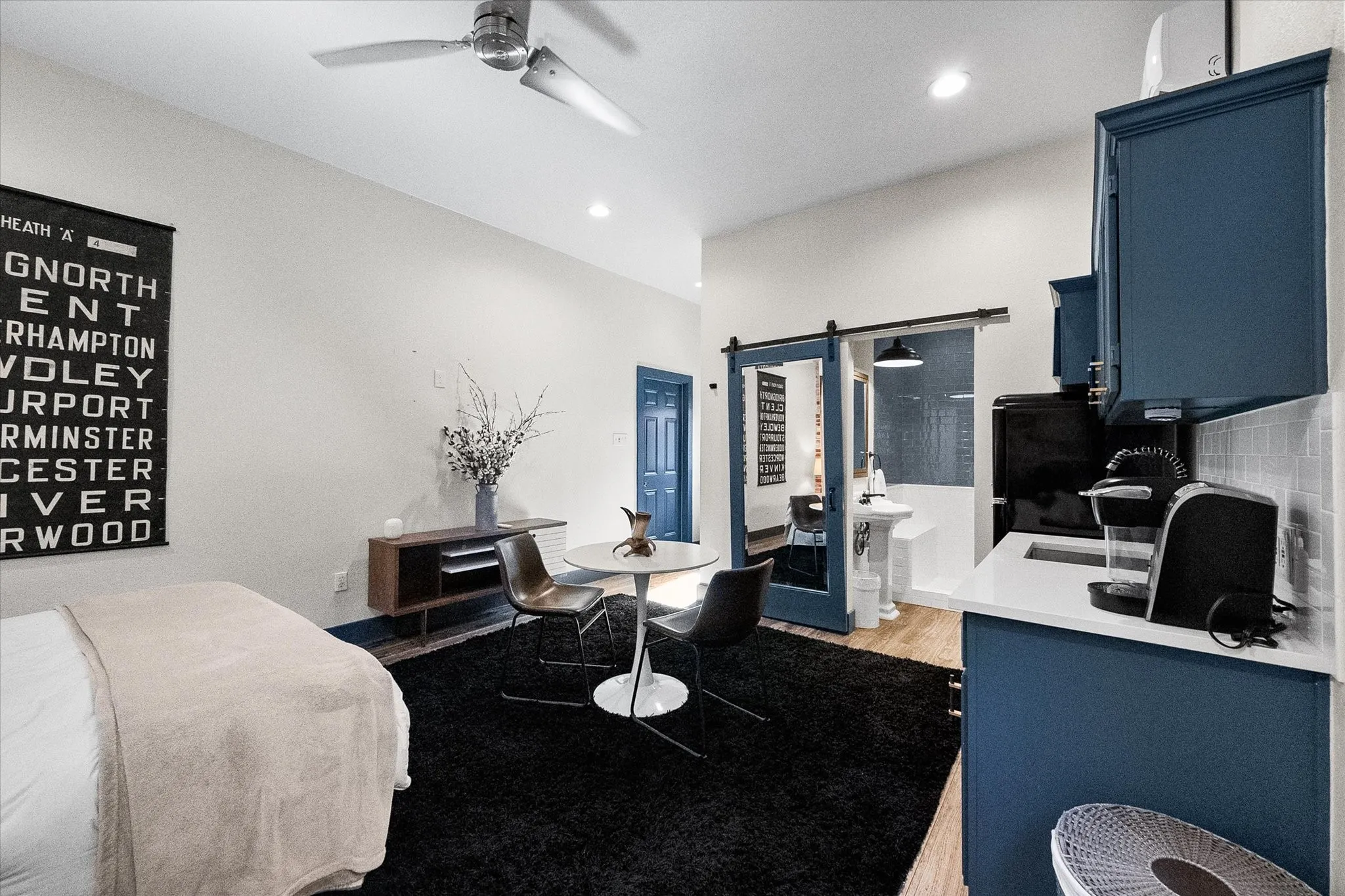 Single Family Residence For Sale in Dallas County , 122 Oak Trail, Coppell, Texas 75019, 3 Bedroom, 2 Bathroom, 3 Garage spaces, 2,897 Sqft, built in 1981, mls#21363814, Real Estate Agent in Coppell, Homes For Sale in Dallas county, Homes For Sale in Coppell, Realtor in Coppell Texas, Real Estate Brokerage Independent Realty Texas, Luminita Cordes Realtor
