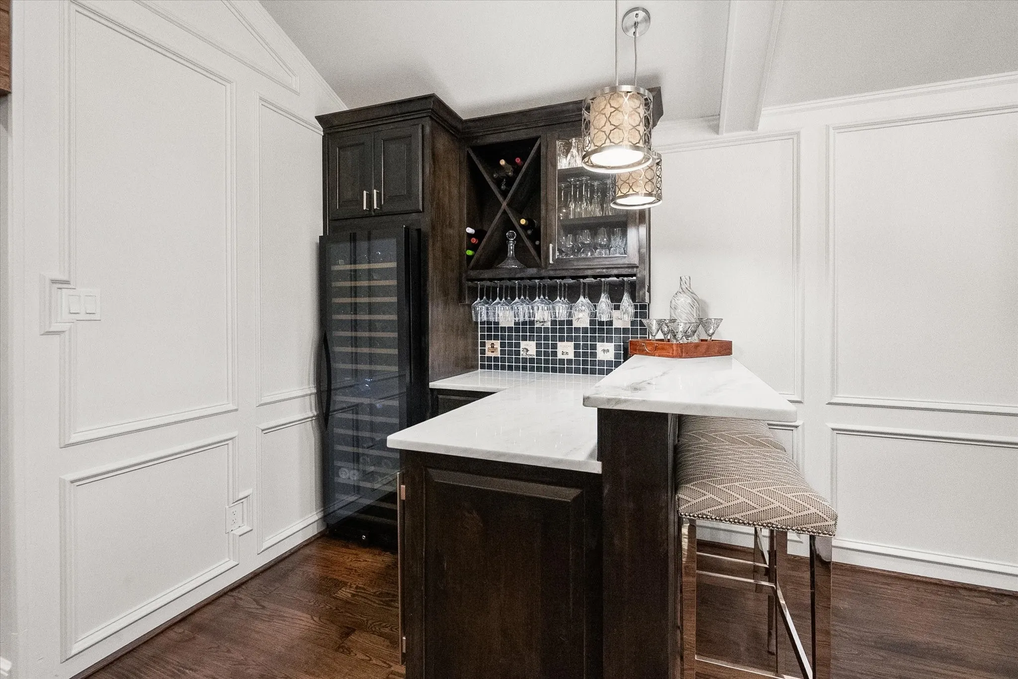 Single Family Residence For Sale in Dallas County , 122 Oak Trail, Coppell, Texas 75019, 3 Bedroom, 2 Bathroom, 3 Garage spaces, 2,897 Sqft, built in 1981, mls#21363814, Real Estate Agent in Coppell, Homes For Sale in Dallas county, Homes For Sale in Coppell, Realtor in Coppell Texas, Real Estate Brokerage Independent Realty Texas, Luminita Cordes Realtor