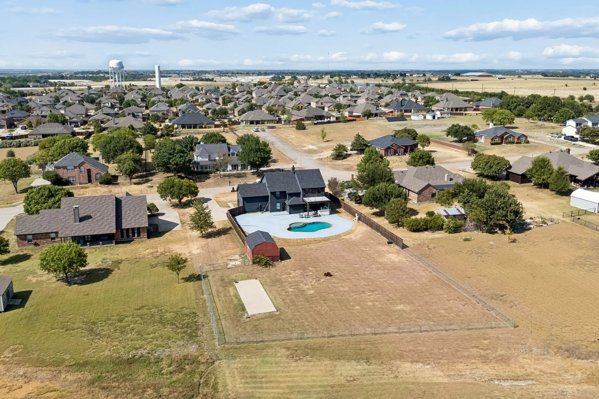 Single Family Residence For Sale in Collin County , 1122 Redbud Street, Celina, Texas 75009, 4 Bedroom, 4 Bathroom, 2 Garage spaces, 3,331 Sqft, built in 1995, mls#21362602, Real Estate Agent in Celina, Homes For Sale in Collin county, Homes For Sale in Celina, Realtor in Celina Texas, Real Estate Brokerage Independent Realty Texas, Luminita Cordes Realtor
