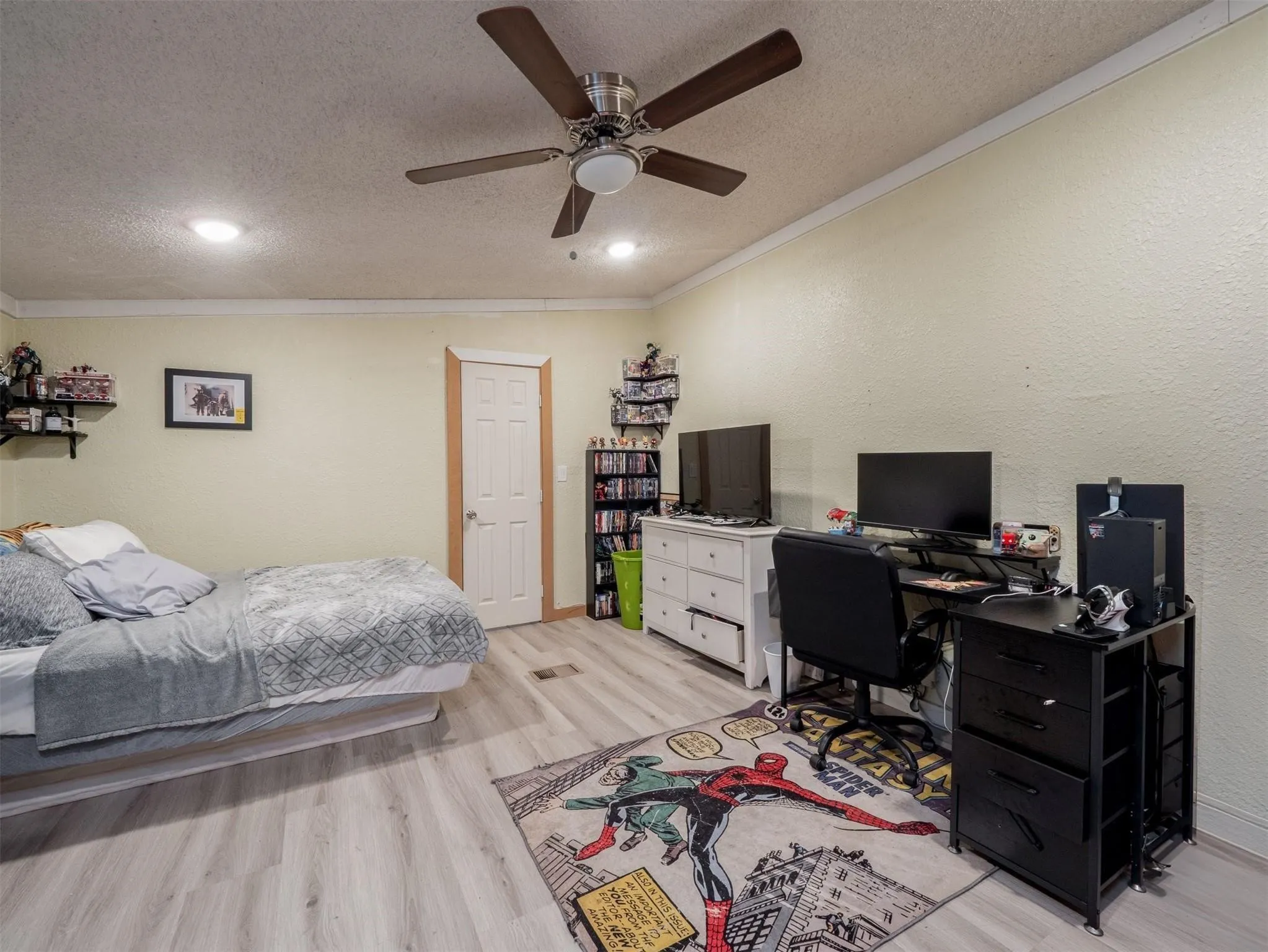 Mobile Home For Rent in Hunt County , 8591 W Ridge Drive, Quinlan, Texas 75474, 4 Bedroom, 2 Bathroom, Garage spaces, 2,105 Sqft, built in 1998, mls#21363883, Real Estate Agent in Quinlan, Homes For Rent in Hunt county, Homes For Rent in Quinlan, Realtor in Quinlan Texas, Real Estate Brokerage Independent Realty Texas, Luminita Cordes Realtor