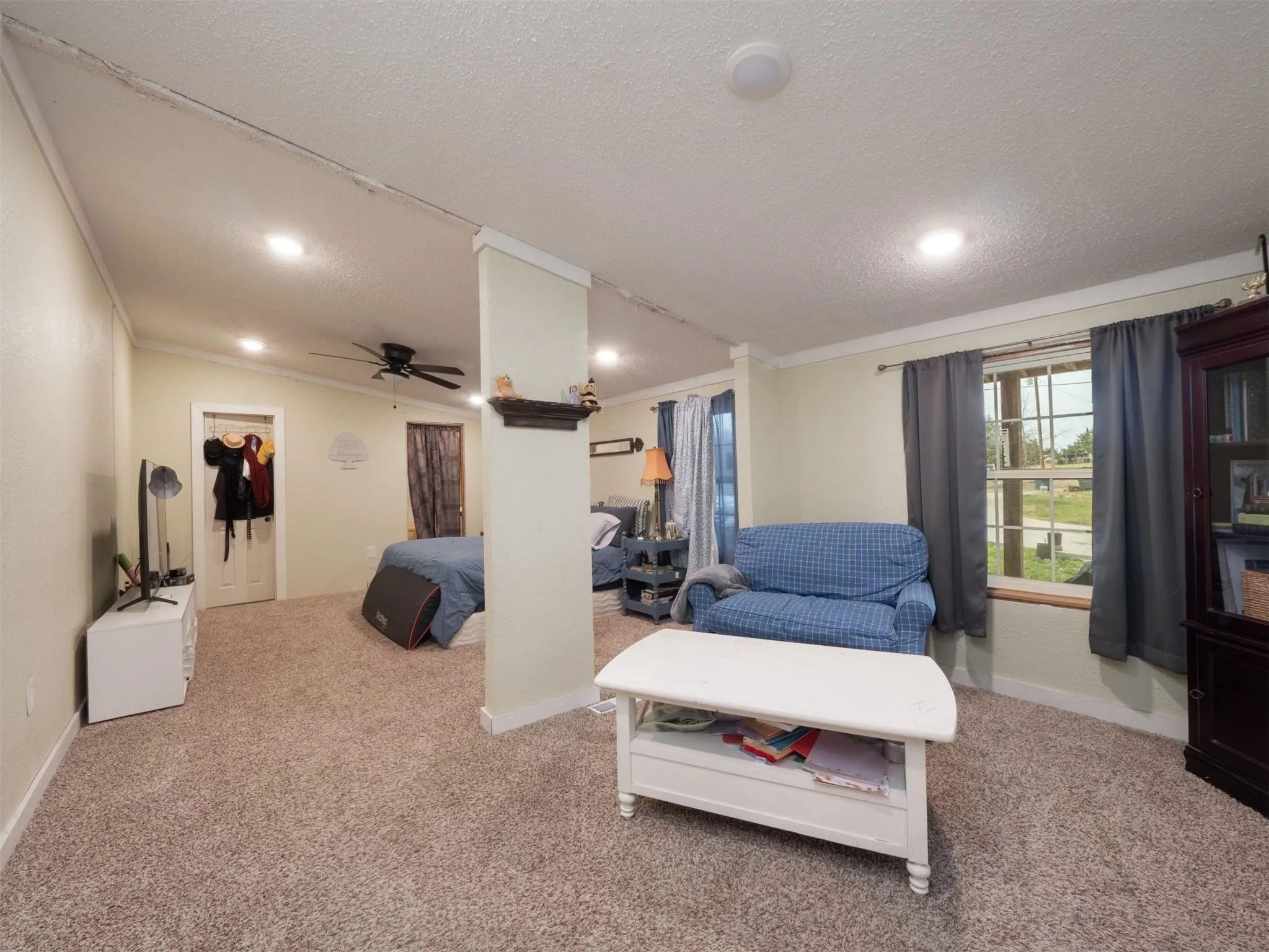 Mobile Home For Rent in Hunt County , 8591 W Ridge Drive, Quinlan, Texas 75474, 4 Bedroom, 2 Bathroom, Garage spaces, 2,105 Sqft, built in 1998, mls#21363883, Real Estate Agent in Quinlan, Homes For Rent in Hunt county, Homes For Rent in Quinlan, Realtor in Quinlan Texas, Real Estate Brokerage Independent Realty Texas, Luminita Cordes Realtor