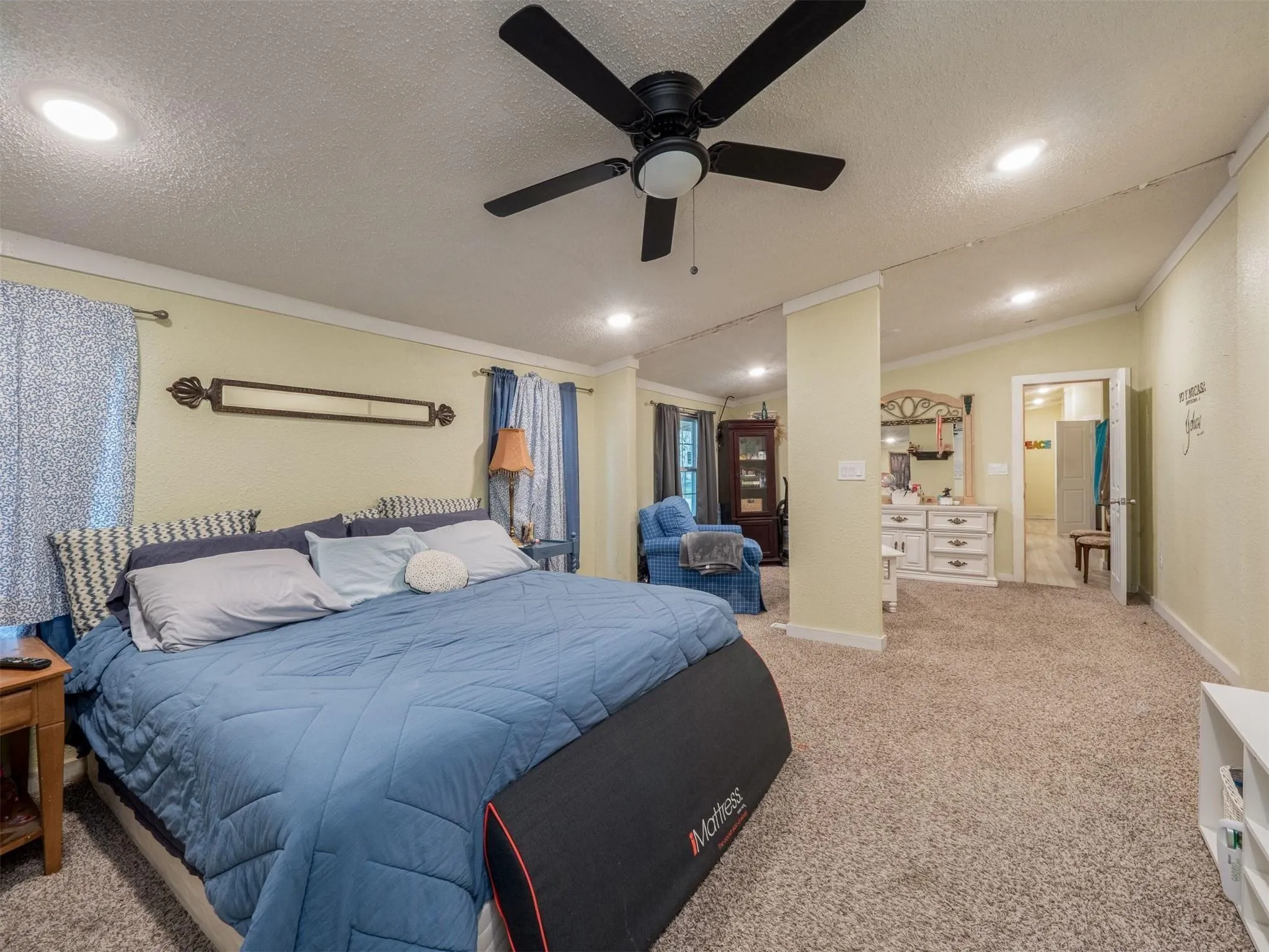 Mobile Home For Rent in Hunt County , 8591 W Ridge Drive, Quinlan, Texas 75474, 4 Bedroom, 2 Bathroom, Garage spaces, 2,105 Sqft, built in 1998, mls#21363883, Real Estate Agent in Quinlan, Homes For Rent in Hunt county, Homes For Rent in Quinlan, Realtor in Quinlan Texas, Real Estate Brokerage Independent Realty Texas, Luminita Cordes Realtor