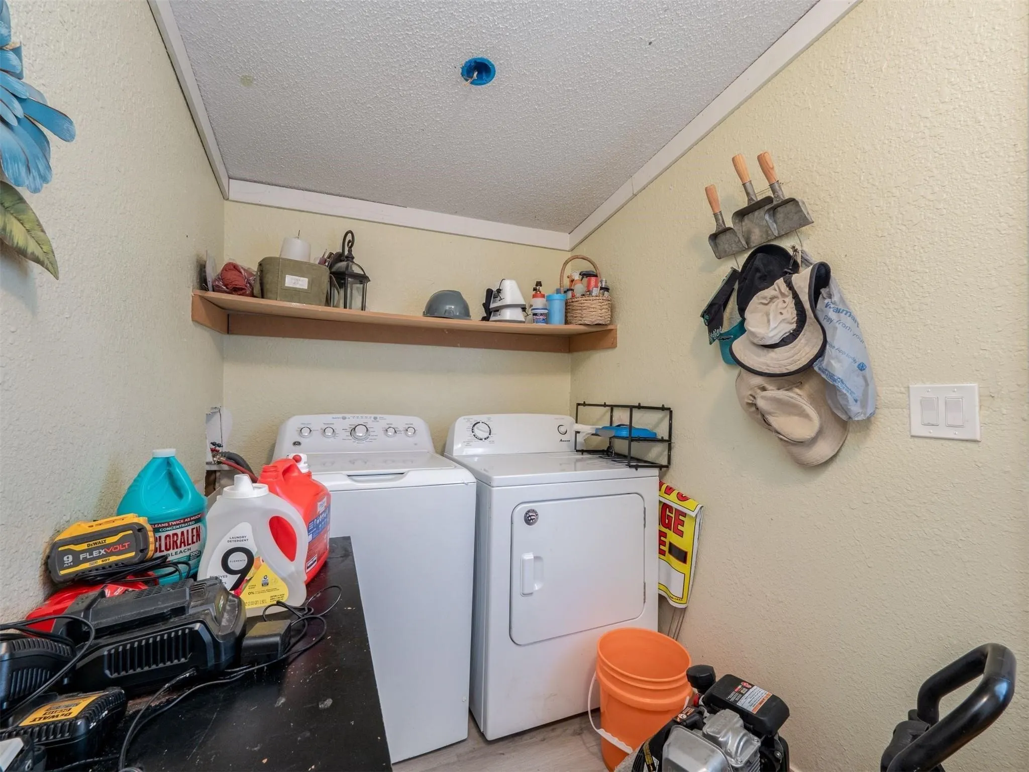 Mobile Home For Rent in Hunt County , 8591 W Ridge Drive, Quinlan, Texas 75474, 4 Bedroom, 2 Bathroom, Garage spaces, 2,105 Sqft, built in 1998, mls#21363883, Real Estate Agent in Quinlan, Homes For Rent in Hunt county, Homes For Rent in Quinlan, Realtor in Quinlan Texas, Real Estate Brokerage Independent Realty Texas, Luminita Cordes Realtor