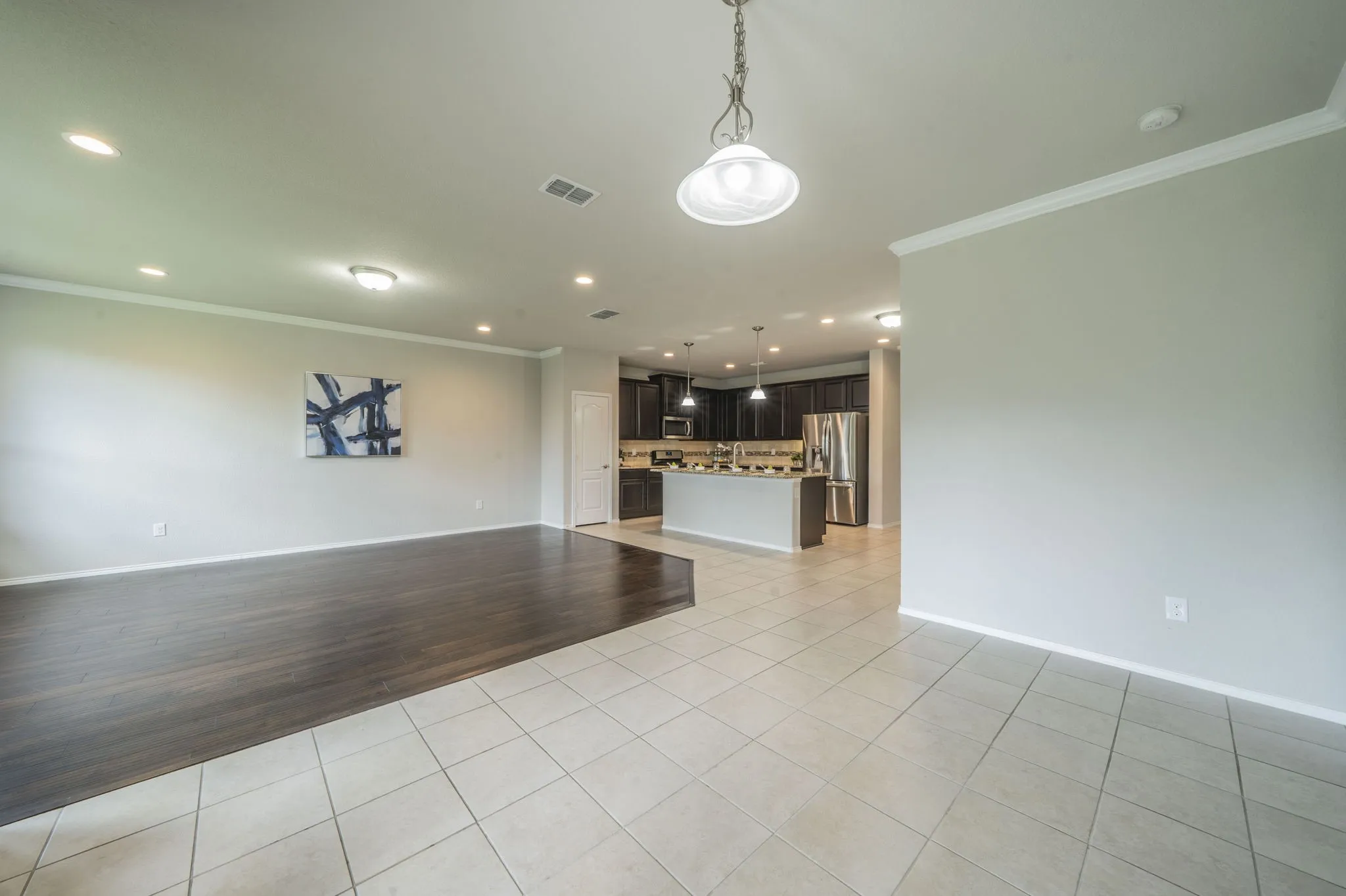 Single Family Residence For Sale in Denton County , 1621 Ranch Trail Road, Aubrey, Texas 76227, 4 Bedroom, 3 Bathroom, 2 Garage spaces, 2,625 Sqft, built in 2017, mls#21363295, Real Estate Agent in Aubrey, Homes For Sale in Denton county, Homes For Sale in Aubrey, Realtor in Aubrey Texas, Real Estate Brokerage Independent Realty Texas, Luminita Cordes Realtor