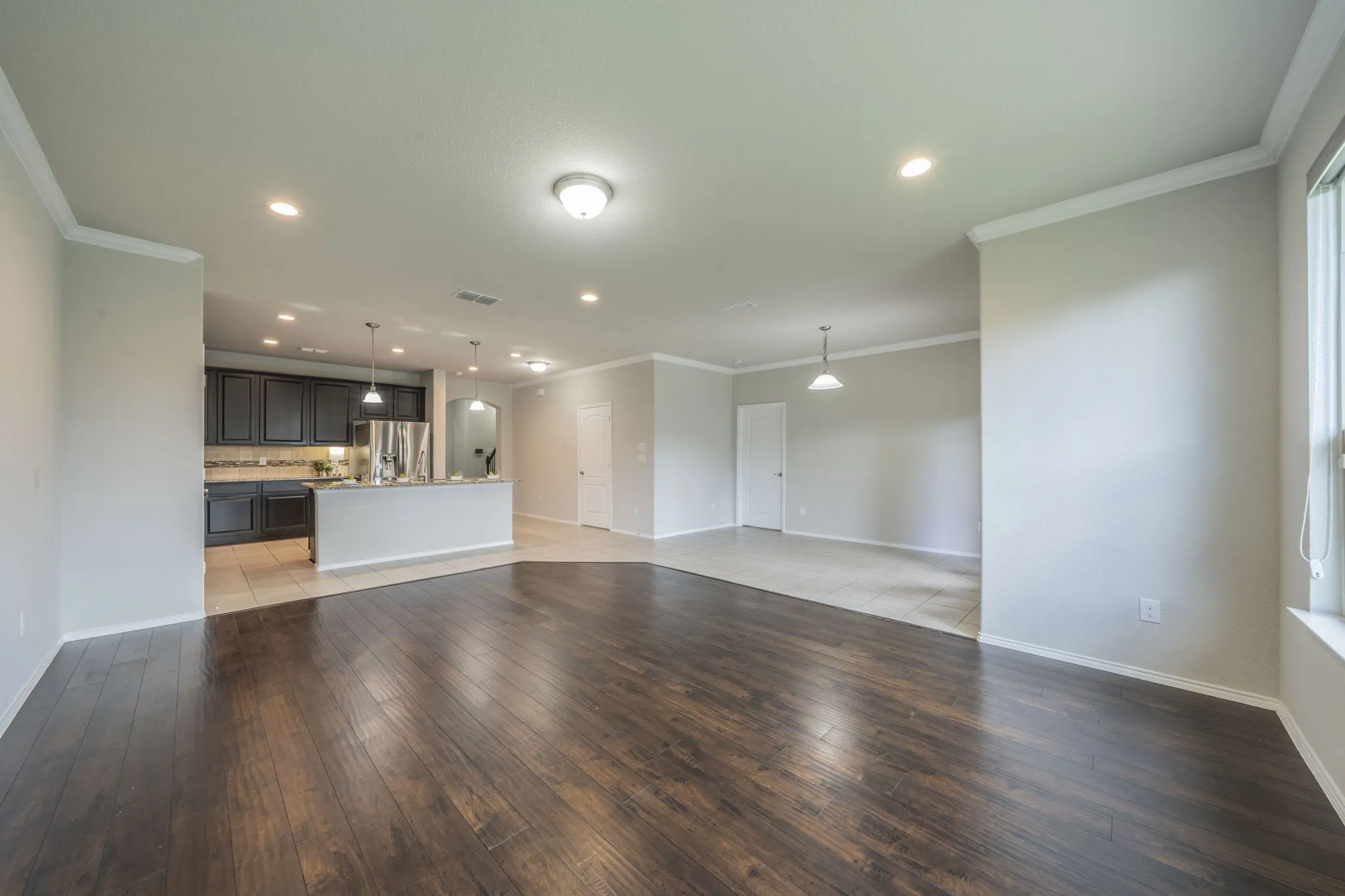 Single Family Residence For Sale in Denton County , 1621 Ranch Trail Road, Aubrey, Texas 76227, 4 Bedroom, 3 Bathroom, 2 Garage spaces, 2,625 Sqft, built in 2017, mls#21363295, Real Estate Agent in Aubrey, Homes For Sale in Denton county, Homes For Sale in Aubrey, Realtor in Aubrey Texas, Real Estate Brokerage Independent Realty Texas, Luminita Cordes Realtor