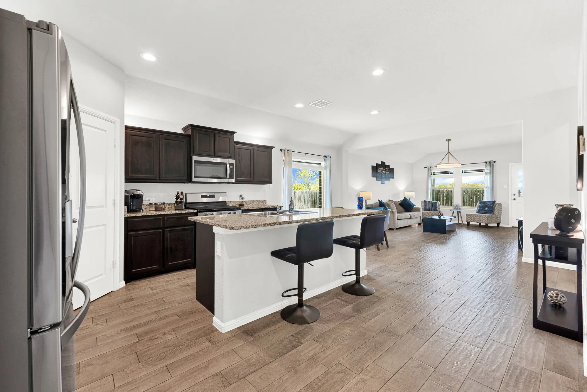 Single Family Residence For Sale in Tarrant County , 9705 Snowbell Lane, Fort Worth, Texas 76036, 3 Bedroom, 2 Bathroom, 2 Garage spaces, 1,733 Sqft, built in 2020, Price $310,000, mls#21363797, Real Estate Agent in Fort Worth, Homes For Sale in Tarrant county, Homes For Sale in Fort Worth, Realtor in Fort Worth Texas, Real Estate Brokerage Independent Realty Texas, Luminita Cordes Realtor