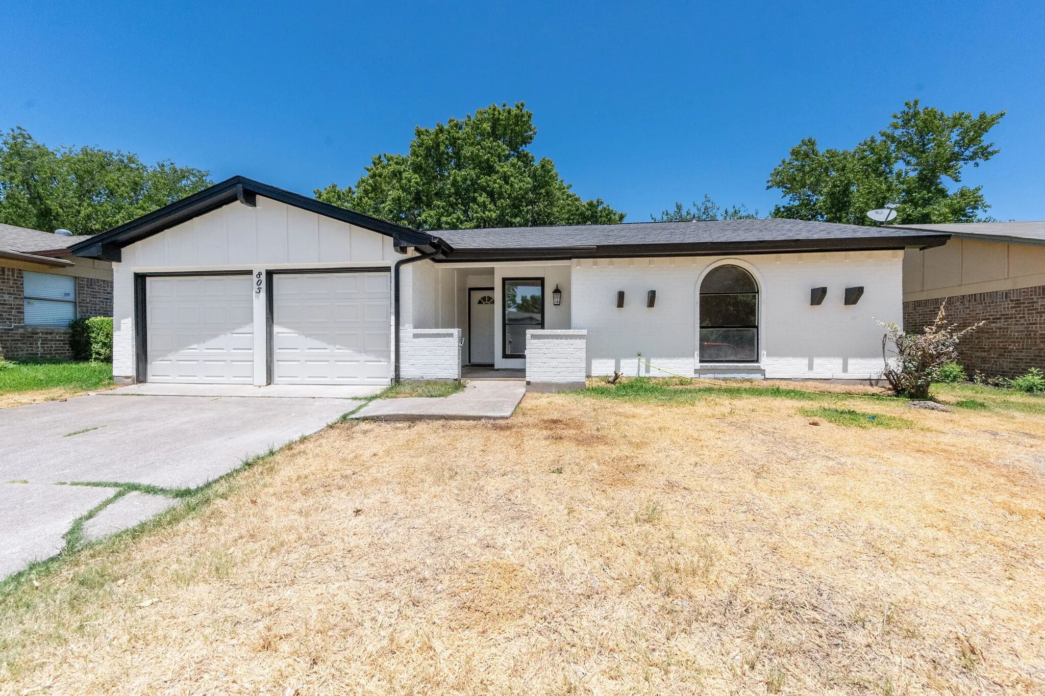 Single Family Residence For Rent in Tarrant County , 805 Salem Drive, Arlington, Texas 76014, 3 Bedroom, 2 Bathroom, 2 Garage spaces, 1,313 Sqft, built in 1978, mls#21363902, Real Estate Agent in Arlington, Homes For Rent in Tarrant county, Homes For Rent in Arlington, Realtor in Arlington Texas, Real Estate Brokerage Independent Realty Texas, Luminita Cordes Realtor