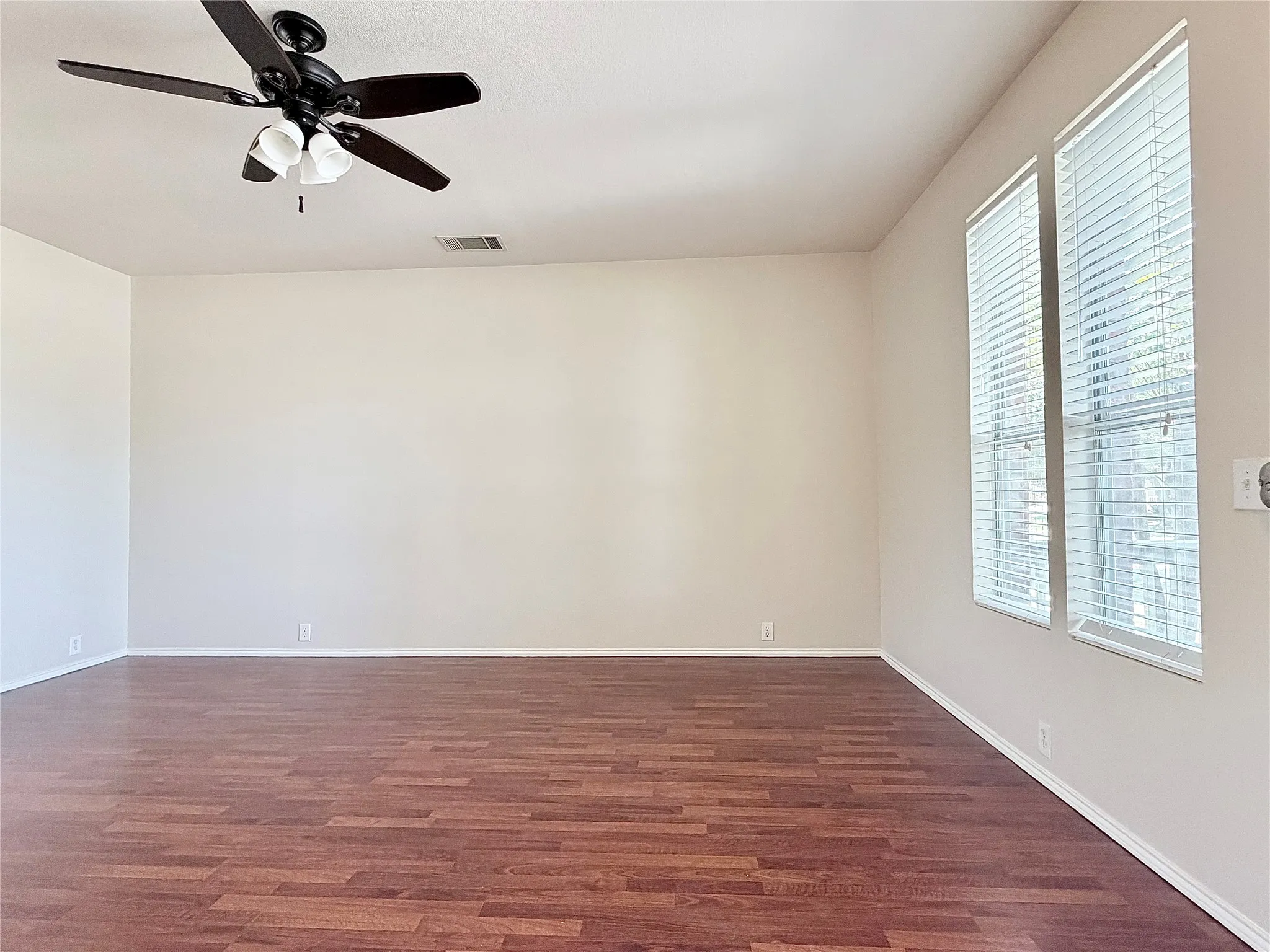 Duplex For Rent in Collin County , 2632 Boedeker Drive, Plano, Texas 75074, 2 Bedroom, 3 Bathroom, 2 Garage spaces, 1,248 Sqft, built in 2005, mls#21363903, Real Estate Agent in Plano, Homes For Rent in Collin county, Homes For Rent in Plano, Realtor in Plano Texas, Real Estate Brokerage Independent Realty Texas, Luminita Cordes Realtor