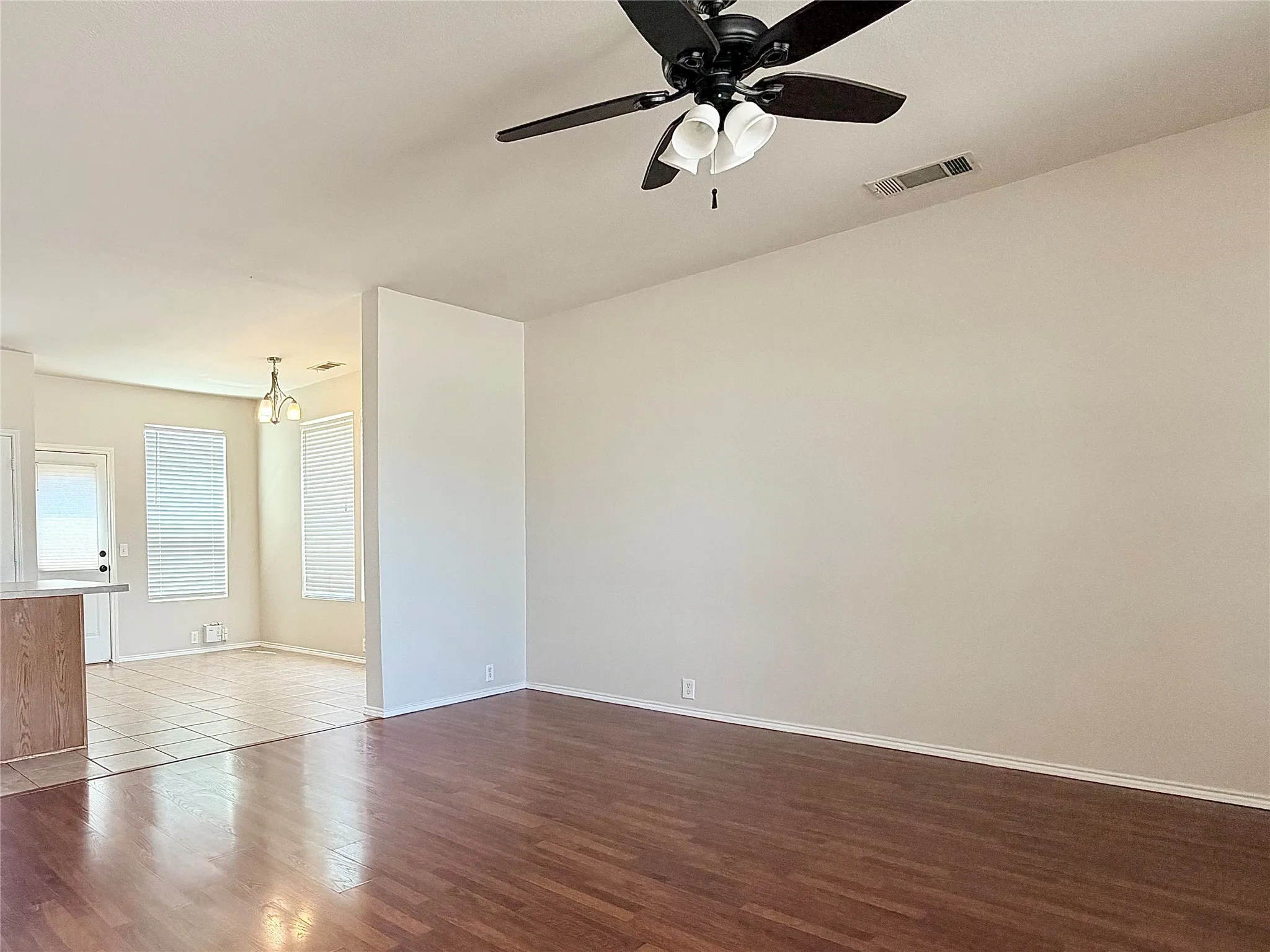 Duplex For Rent in Collin County , 2632 Boedeker Drive, Plano, Texas 75074, 2 Bedroom, 3 Bathroom, 2 Garage spaces, 1,248 Sqft, built in 2005, mls#21363903, Real Estate Agent in Plano, Homes For Rent in Collin county, Homes For Rent in Plano, Realtor in Plano Texas, Real Estate Brokerage Independent Realty Texas, Luminita Cordes Realtor