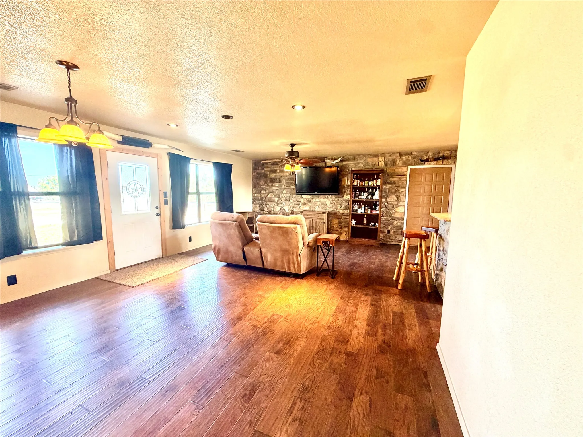 Single Family Residence For Sale in Mills County , 211 Fm 3023 S, Goldthwaite, Texas 76844, 4 Bedroom, 2 Bathroom, 1 Garage spaces, 2,494 Sqft, built in 1987, mls#21363889, Real Estate Agent in Goldthwaite, Homes For Sale in Mills county, Homes For Sale in Goldthwaite, Realtor in Goldthwaite Texas, Real Estate Brokerage Independent Realty Texas, Luminita Cordes Realtor