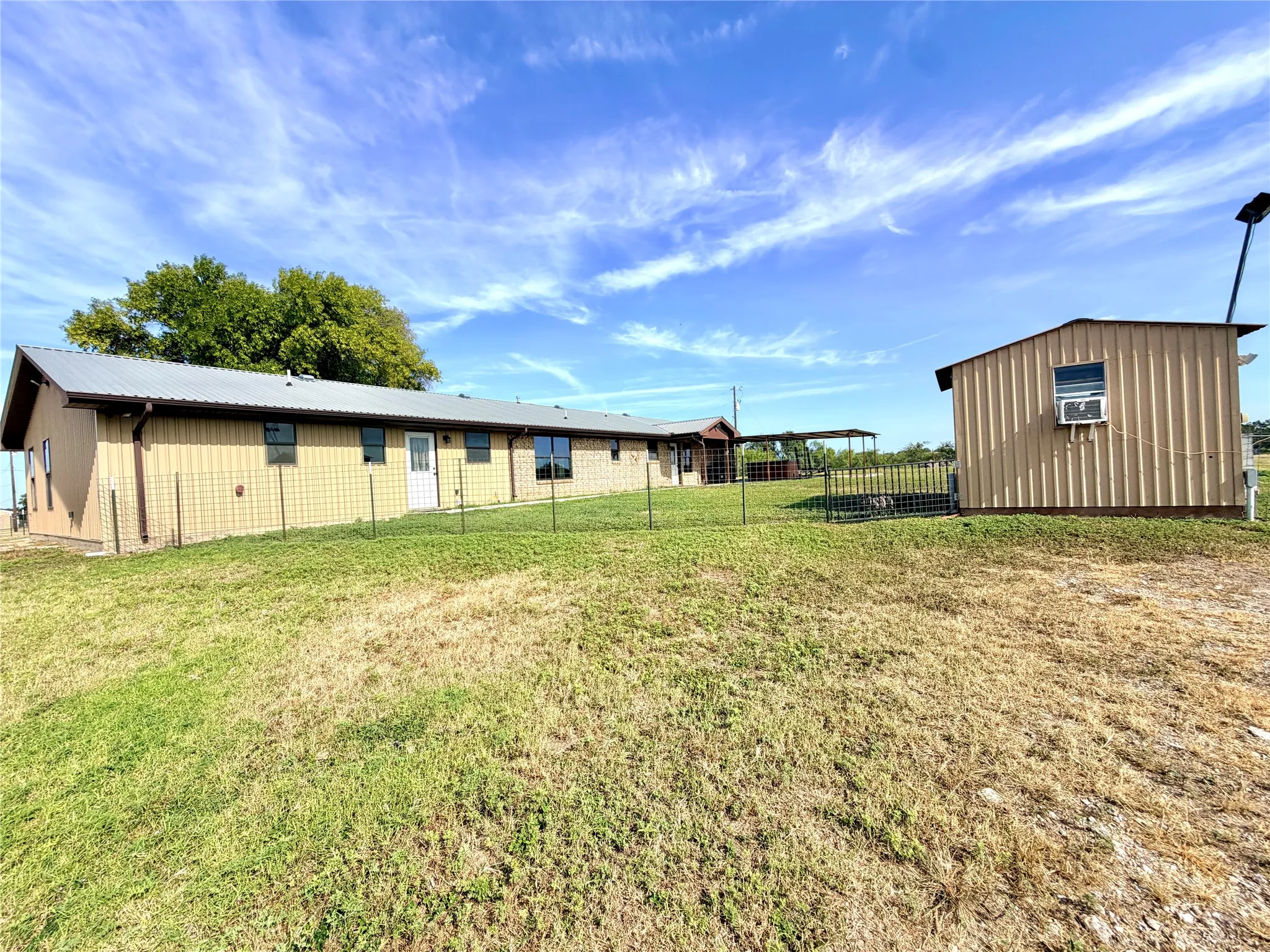 Single Family Residence For Sale in Mills County , 211 Fm 3023 S, Goldthwaite, Texas 76844, 4 Bedroom, 2 Bathroom, 1 Garage spaces, 2,494 Sqft, built in 1987, mls#21363889, Real Estate Agent in Goldthwaite, Homes For Sale in Mills county, Homes For Sale in Goldthwaite, Realtor in Goldthwaite Texas, Real Estate Brokerage Independent Realty Texas, Luminita Cordes Realtor