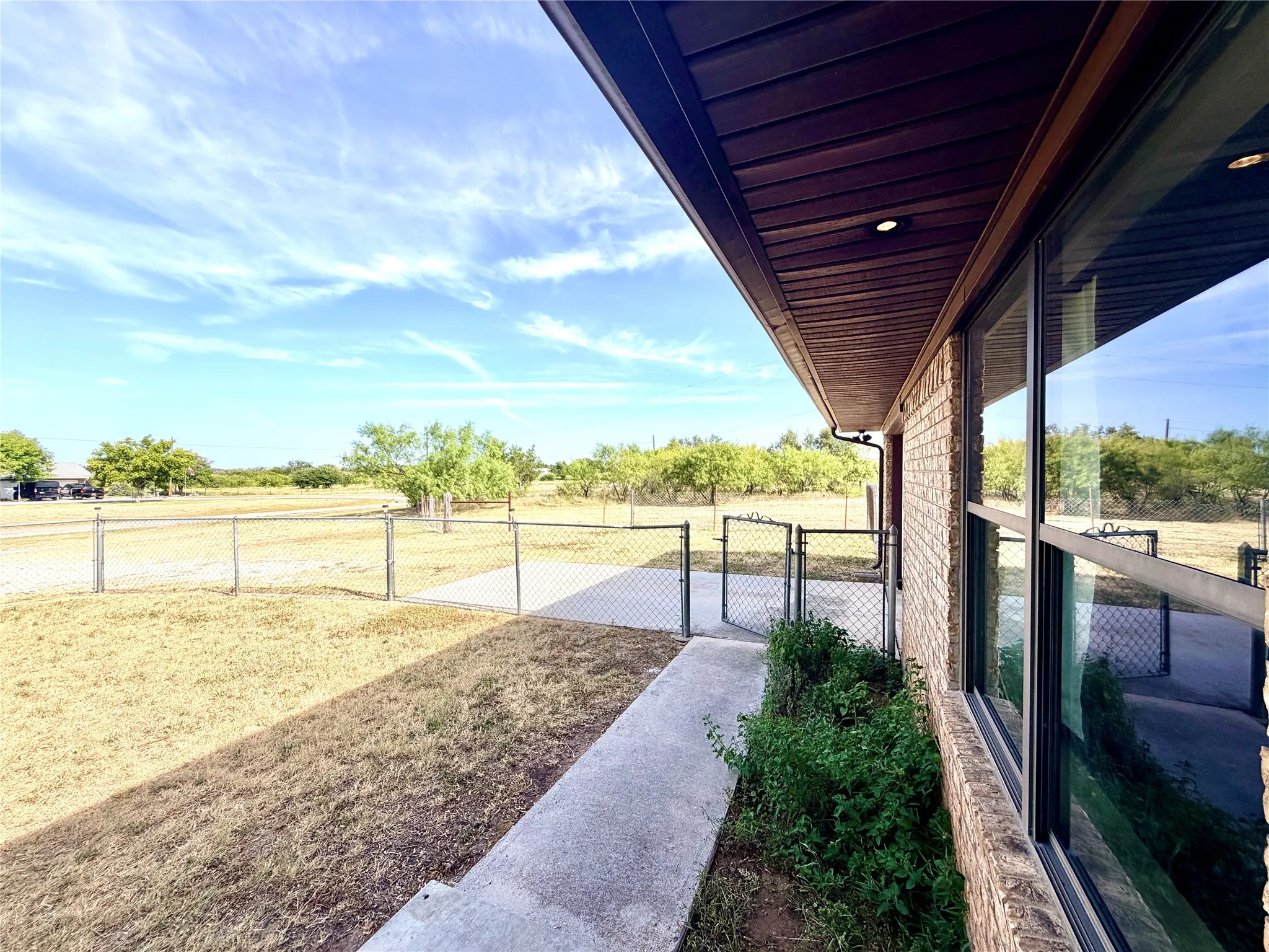 Single Family Residence For Sale in Mills County , 211 Fm 3023 S, Goldthwaite, Texas 76844, 4 Bedroom, 2 Bathroom, 1 Garage spaces, 2,494 Sqft, built in 1987, mls#21363889, Real Estate Agent in Goldthwaite, Homes For Sale in Mills county, Homes For Sale in Goldthwaite, Realtor in Goldthwaite Texas, Real Estate Brokerage Independent Realty Texas, Luminita Cordes Realtor