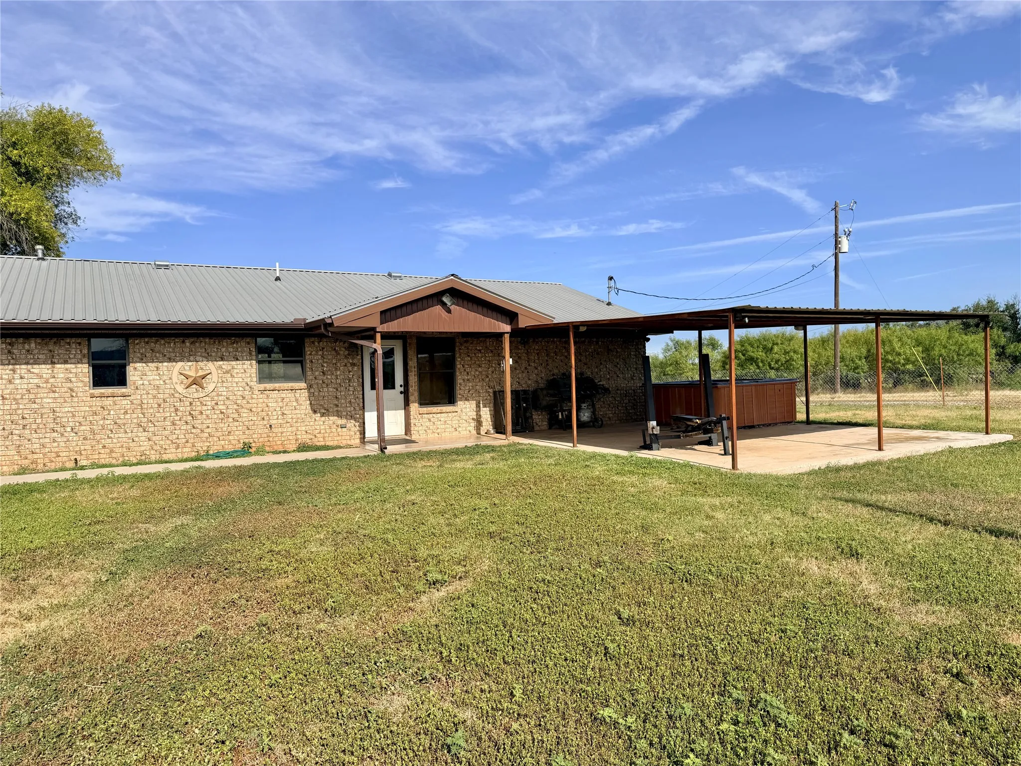 Single Family Residence For Sale in Mills County , 211 Fm 3023 S, Goldthwaite, Texas 76844, 4 Bedroom, 2 Bathroom, 1 Garage spaces, 2,494 Sqft, built in 1987, mls#21363889, Real Estate Agent in Goldthwaite, Homes For Sale in Mills county, Homes For Sale in Goldthwaite, Realtor in Goldthwaite Texas, Real Estate Brokerage Independent Realty Texas, Luminita Cordes Realtor