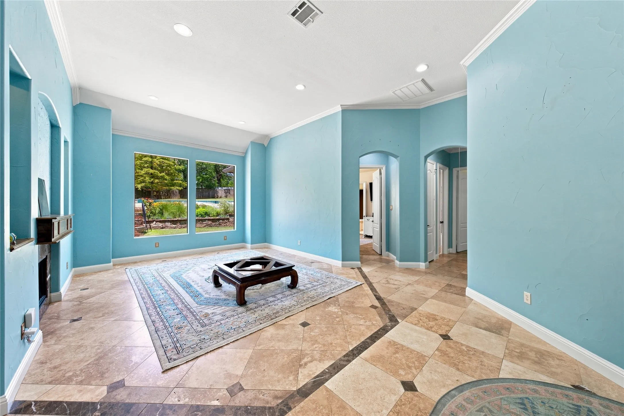 Single Family Residence For Sale in Henderson County , 4 Mill Run Place, Athens, Texas 75751, 4 Bedroom, 3 Bathroom, 3 Garage spaces, 3,001 Sqft, built in 2005, mls#21363916, Real Estate Agent in Athens, Homes For Sale in Henderson county, Homes For Sale in Athens, Realtor in Athens Texas, Real Estate Brokerage Independent Realty Texas, Luminita Cordes Realtor