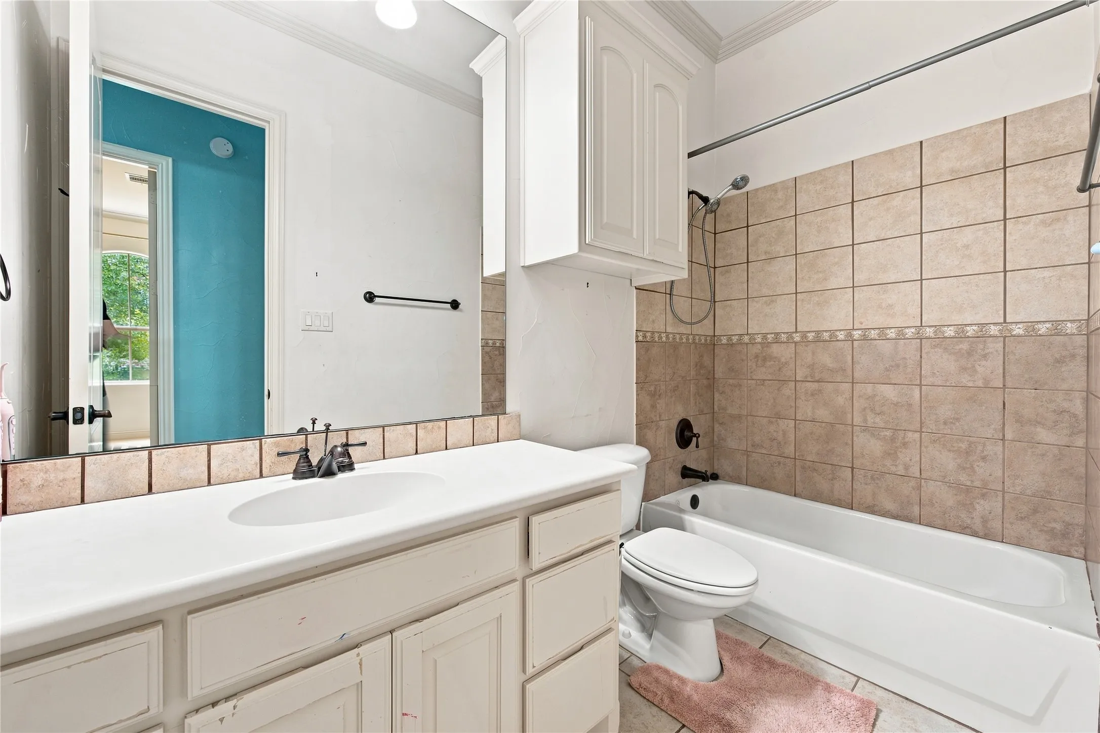 Single Family Residence For Sale in Henderson County , 4 Mill Run Place, Athens, Texas 75751, 4 Bedroom, 3 Bathroom, 3 Garage spaces, 3,001 Sqft, built in 2005, mls#21363916, Real Estate Agent in Athens, Homes For Sale in Henderson county, Homes For Sale in Athens, Realtor in Athens Texas, Real Estate Brokerage Independent Realty Texas, Luminita Cordes Realtor