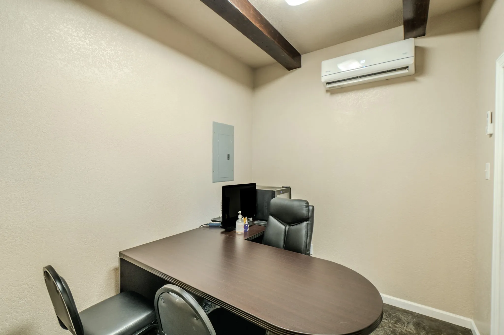 Note split system AC