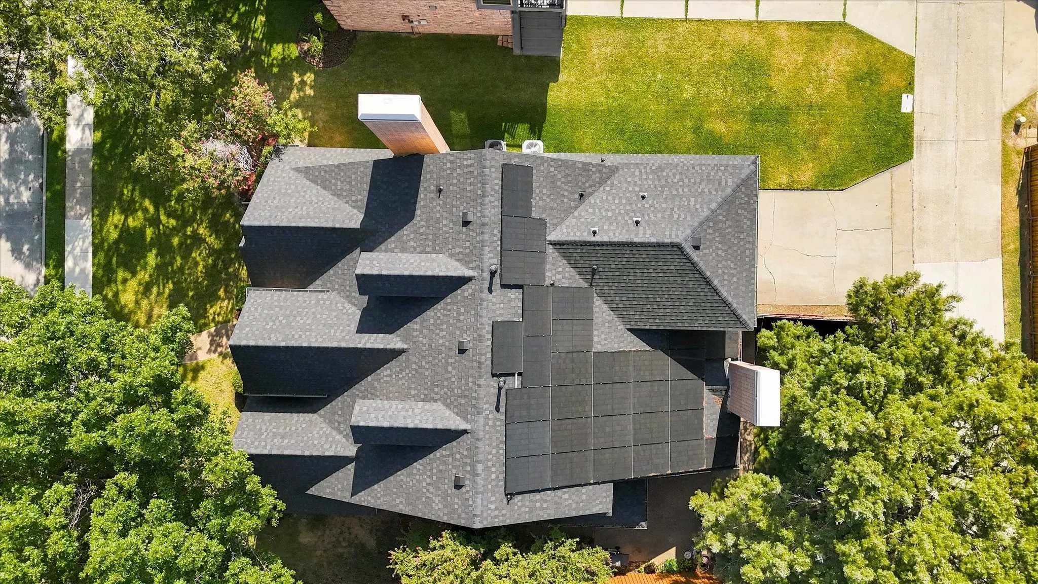 Paid off solar panels at closing will be a huge savings for new buyer
