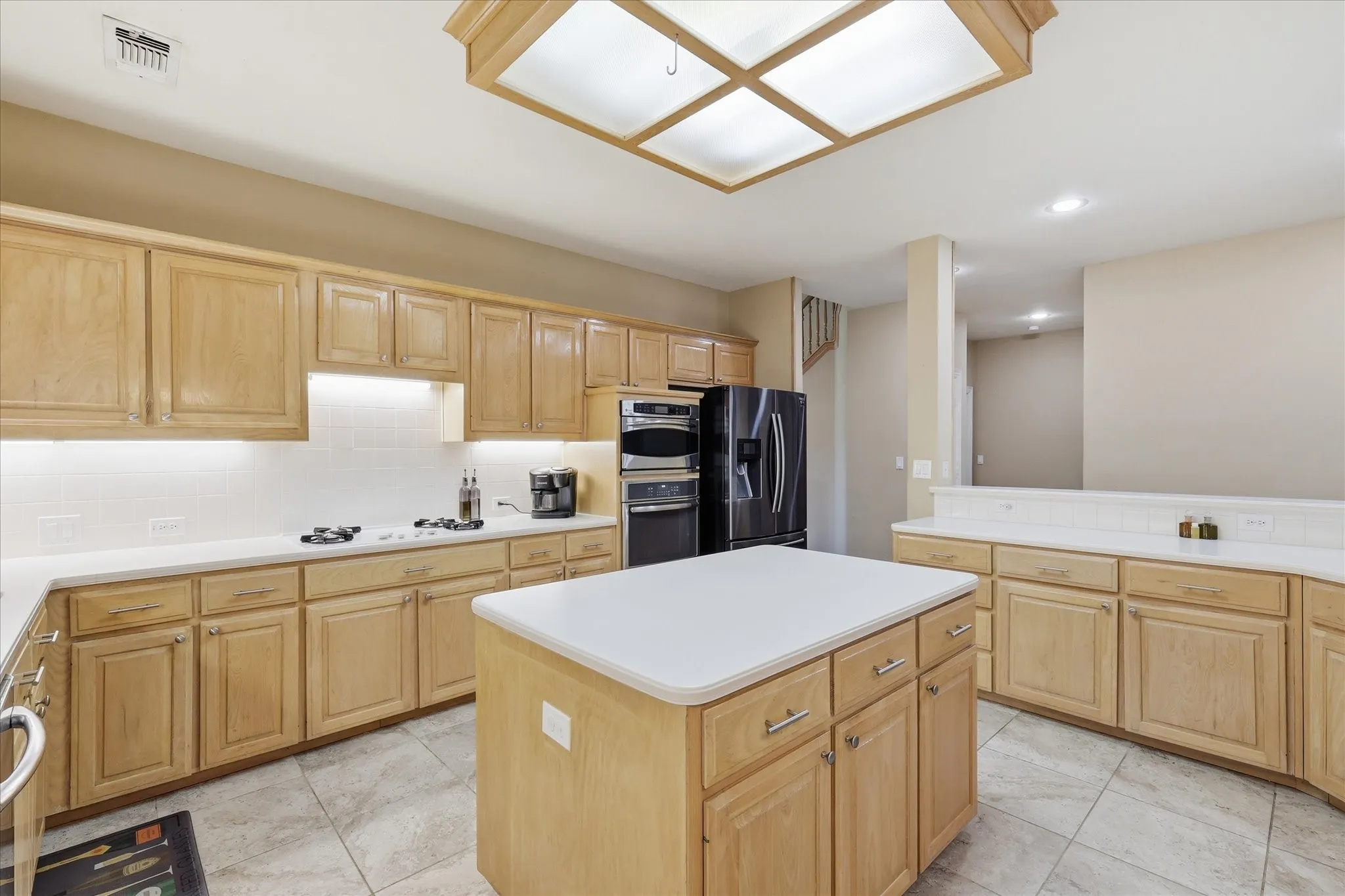 Another view of kitchen