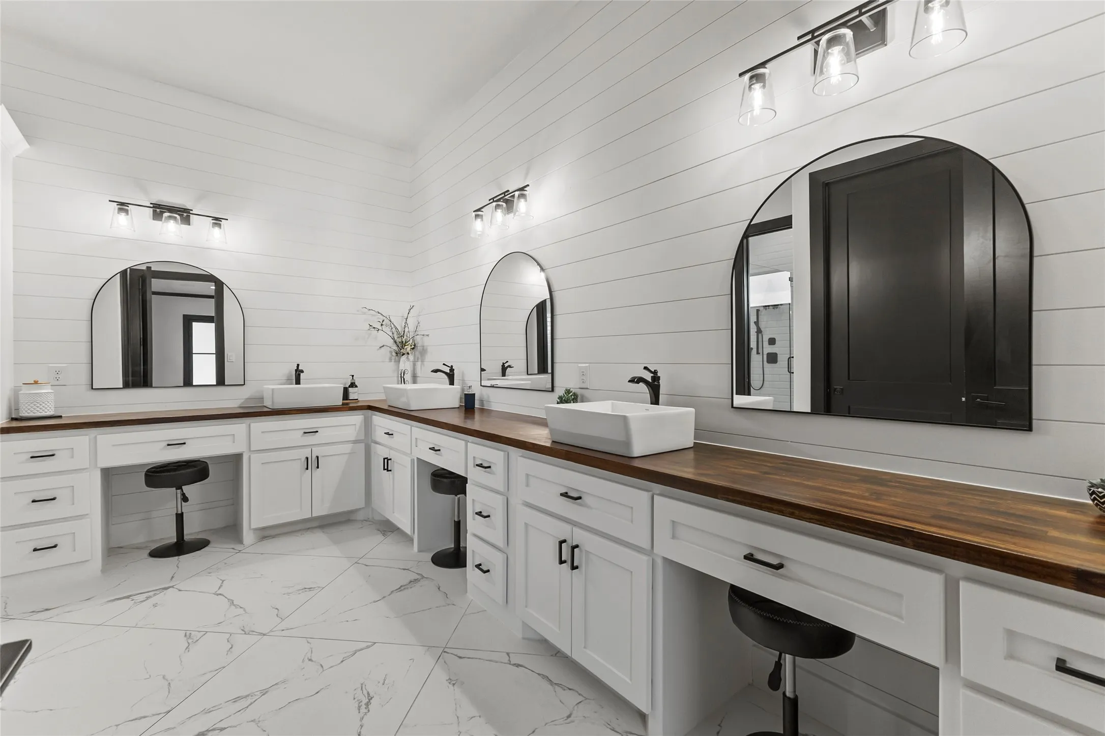 Bathroom (3)