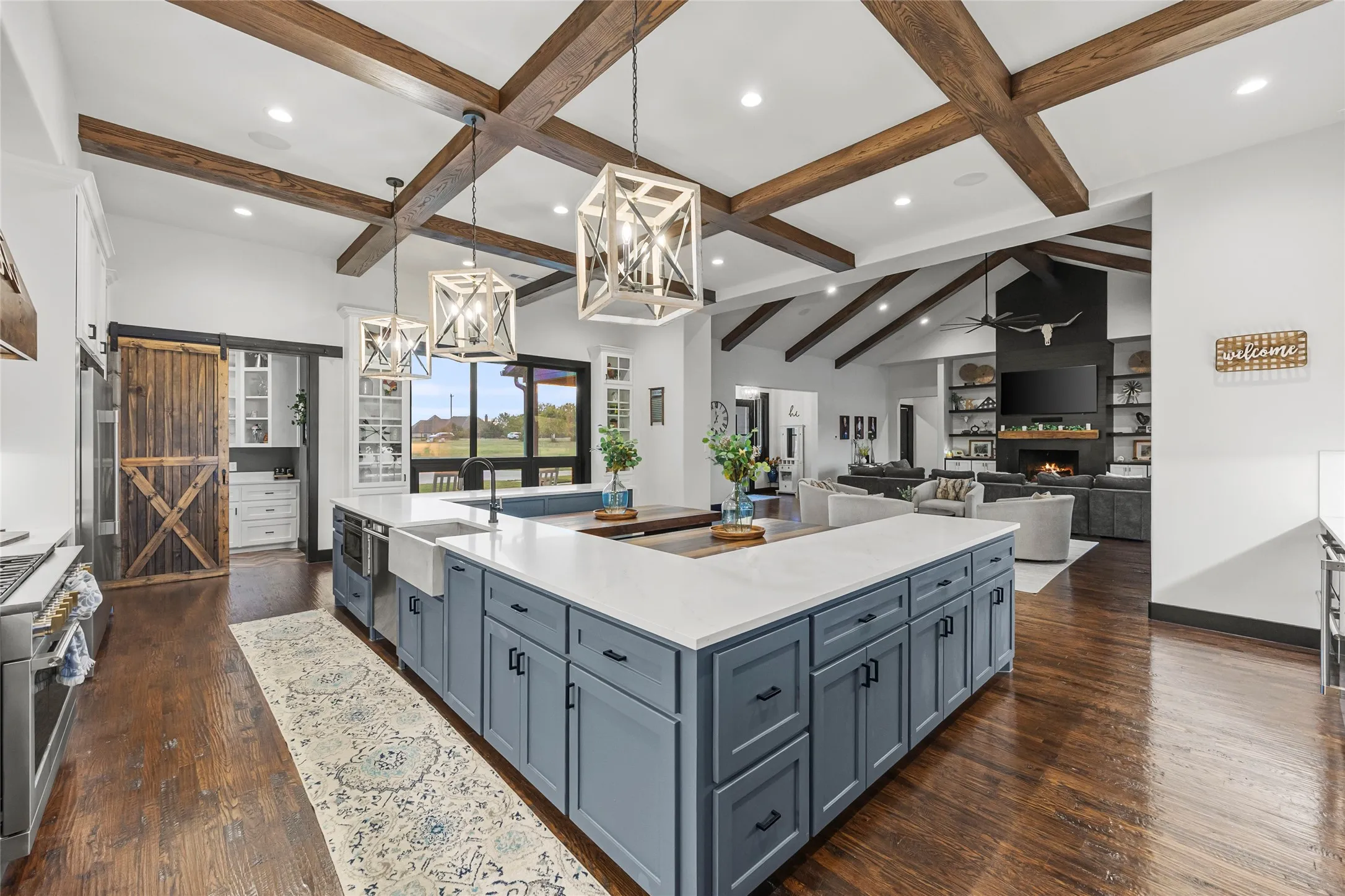 Single Family Residence For Sale in Rockwall County , 531 Highpoint Road, Royse City, Texas 75189, 5 Bedroom, 5 Bathroom, 3 Garage spaces, 8,210 Sqft, built in 2022, mls#21360525, Real Estate Agent in Royse City, Homes For Sale in Rockwall county, Homes For Sale in Royse City, Realtor in Royse City Texas, Real Estate Brokerage Independent Realty Texas, Luminita Cordes Realtor