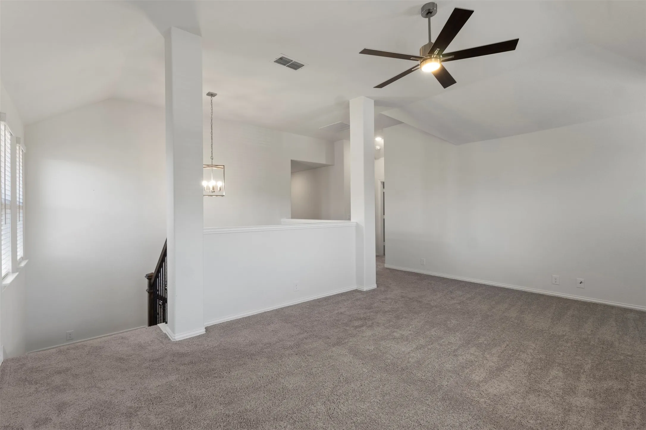 Single Family Residence For Rent in Kaufman County , 3905 Holly Springs Lane, Kaufman, Texas 75142, 5 Bedroom, 4 Bathroom, 2 Garage spaces, 3,260 Sqft, built in 2023, mls#21357050, Real Estate Agent in Kaufman, Homes For Rent in Kaufman county, Homes For Rent in Kaufman, Realtor in Kaufman Texas, Real Estate Brokerage Independent Realty Texas, Luminita Cordes Realtor