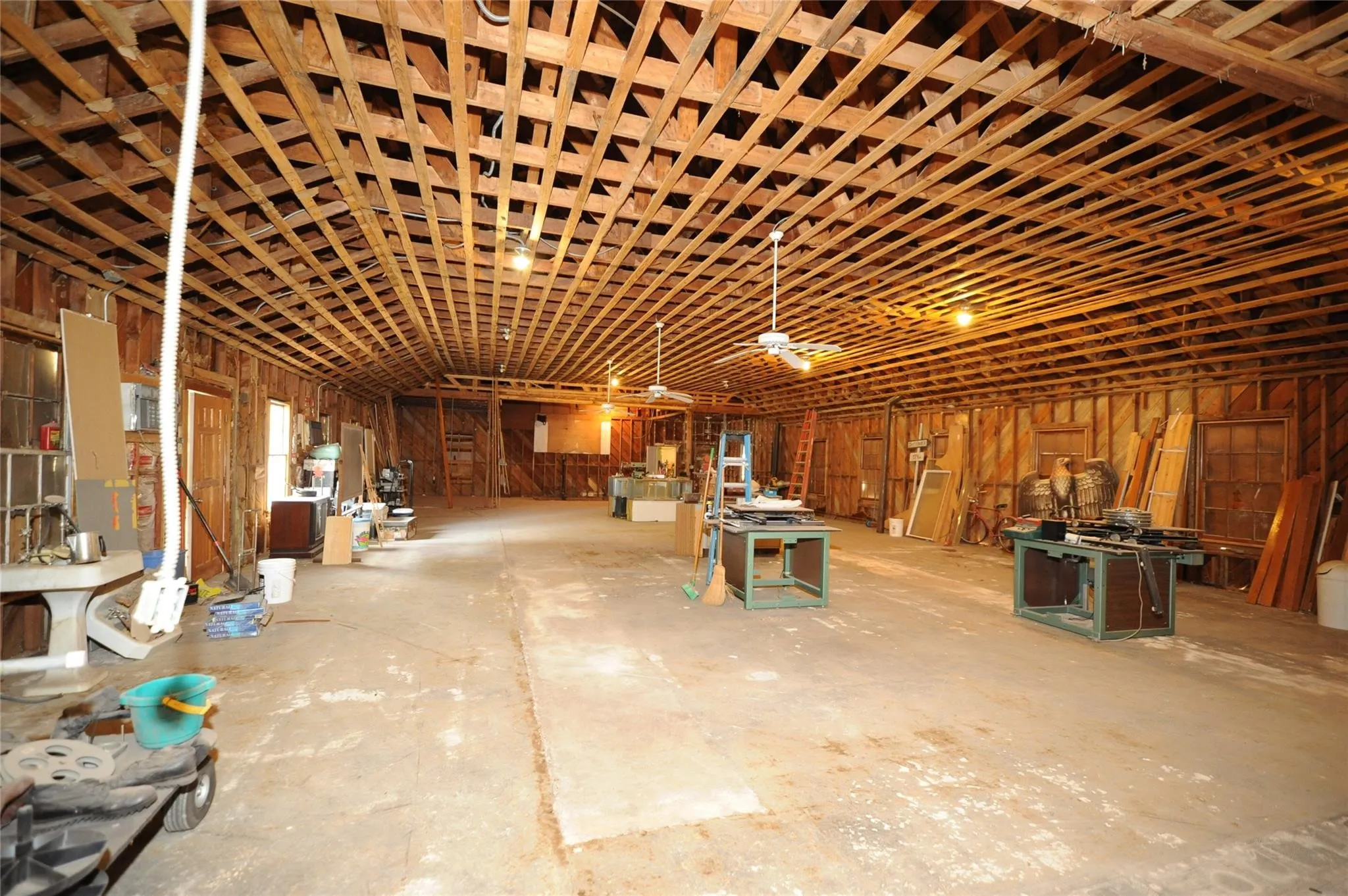 Business For Sale in Grayson County , 631 E Woodard Street, Denison, Texas 75021, 0, 0, Garage spaces, 0 Sqft, built in 1980, mls#21346698, Real Estate Agent in Denison, Homes For Sale in Grayson county, Homes For Sale in Denison, Realtor in Denison Texas, Real Estate Brokerage Independent Realty Texas, Luminita Cordes Realtor