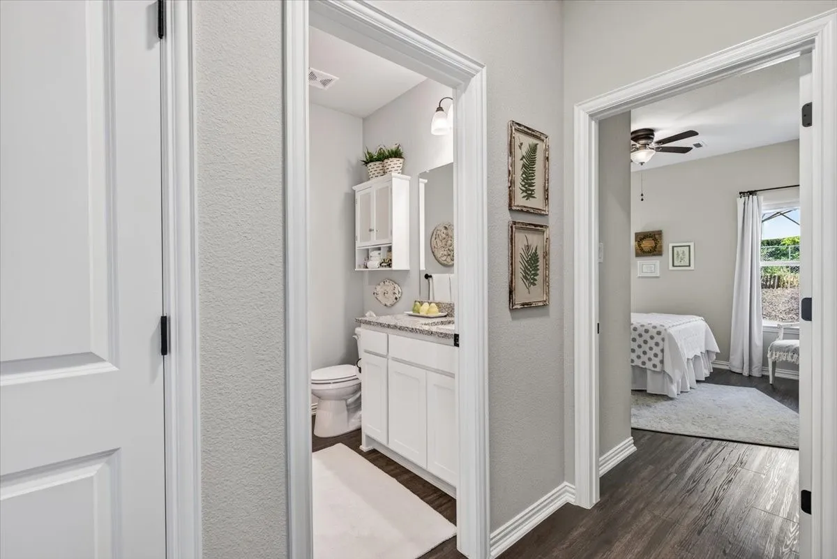 Single Family Residence For Sale in Henderson County , 216 Skiff Drive, Gun Barrel City, Texas 75156, 3 Bedroom, 2 Bathroom, 2 Garage spaces, 1,494 Sqft, built in 2020, mls#21363598, Real Estate Agent in Gun Barrel City, Homes For Sale in Henderson county, Homes For Sale in Gun Barrel City, Realtor in Gun Barrel City Texas, Real Estate Brokerage Independent Realty Texas, Luminita Cordes Realtor
