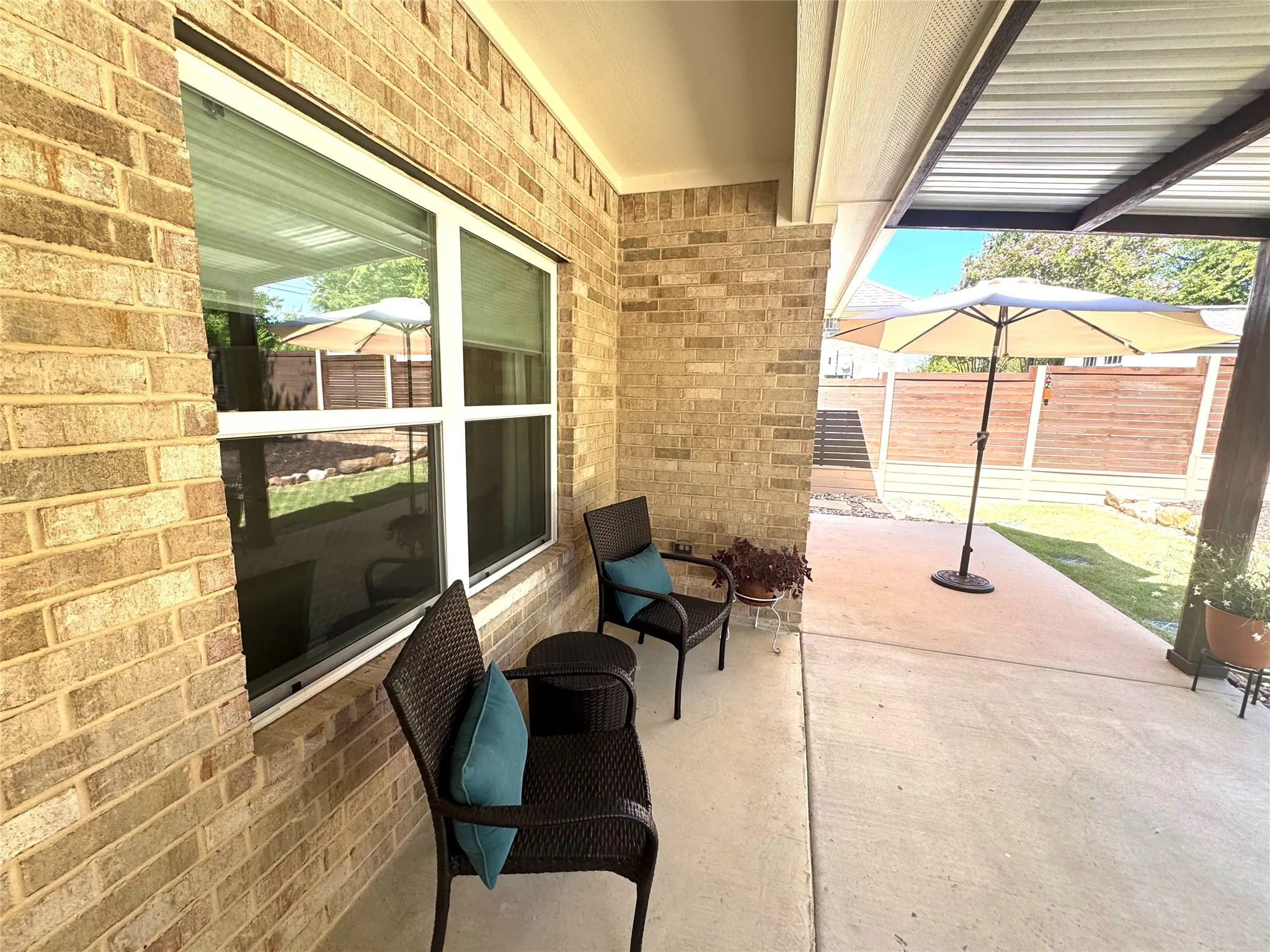 Single Family Residence For Sale in Henderson County , 216 Skiff Drive, Gun Barrel City, Texas 75156, 3 Bedroom, 2 Bathroom, 2 Garage spaces, 1,494 Sqft, built in 2020, mls#21363598, Real Estate Agent in Gun Barrel City, Homes For Sale in Henderson county, Homes For Sale in Gun Barrel City, Realtor in Gun Barrel City Texas, Real Estate Brokerage Independent Realty Texas, Luminita Cordes Realtor