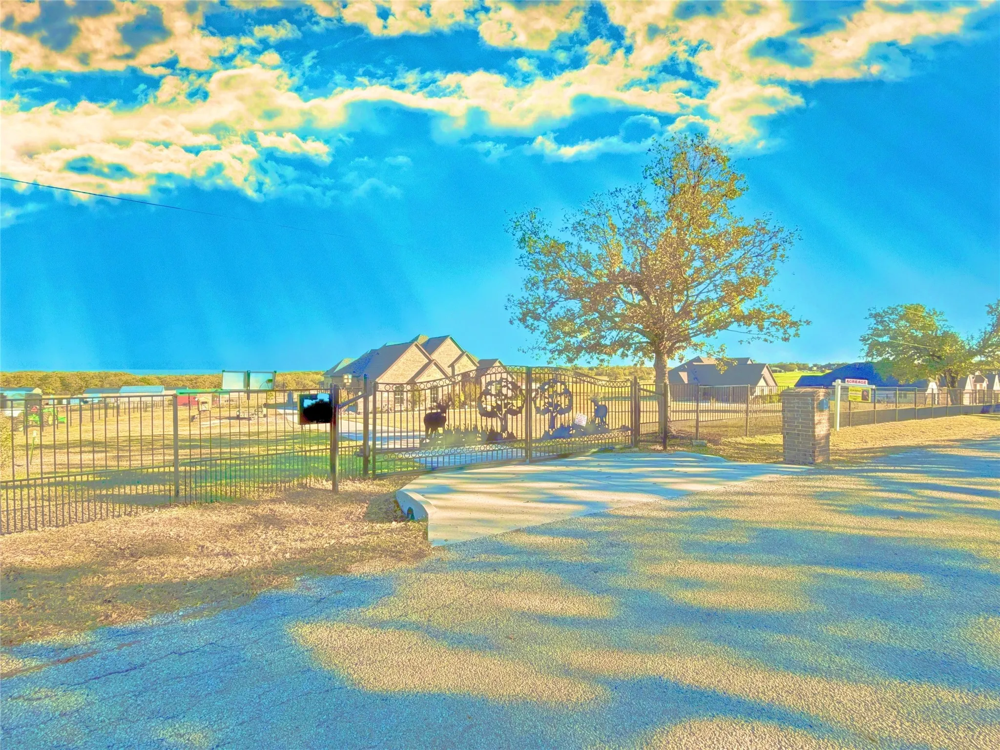 Single Family Residence For Rent in Parker County , 694 Jennings Lane, Azle, Texas 76020, 5 Bedroom, 2 Bathroom, 2 Garage spaces, 2,229 Sqft, built in 2015, Price $3,950, mls#21363870, Real Estate Agent in Azle, Homes For Rent in Parker county, Homes For Rent in Azle, Realtor in Azle Texas, Real Estate Brokerage Independent Realty Texas, Luminita Cordes Realtor