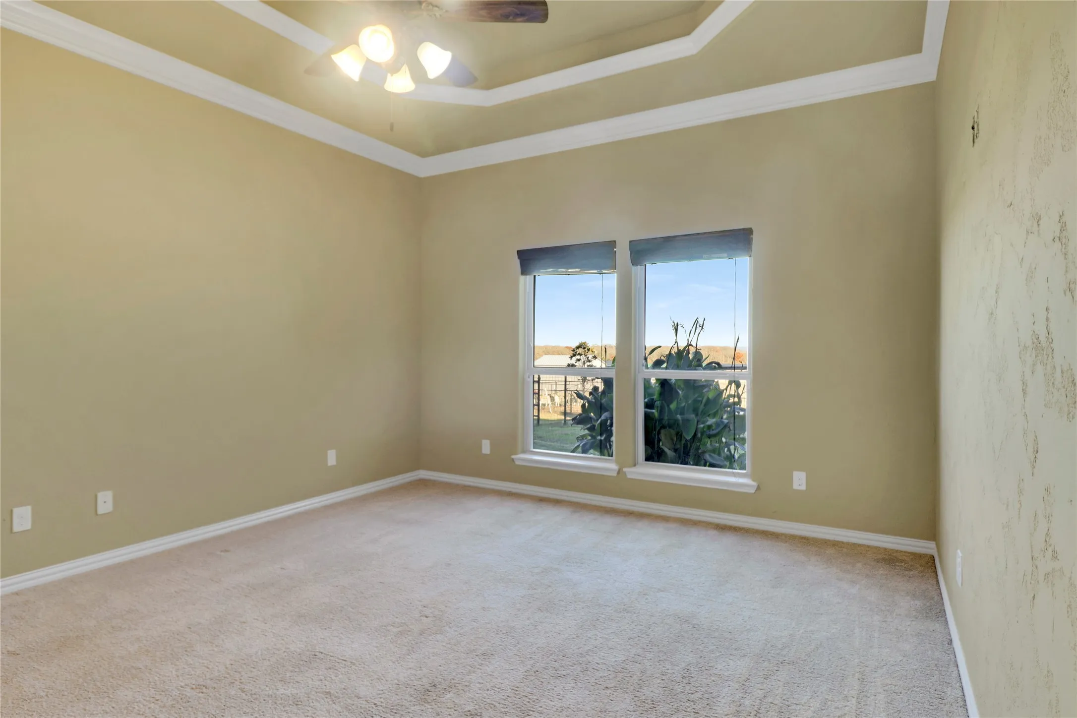 Single Family Residence For Rent in Parker County , 694 Jennings Lane, Azle, Texas 76020, 5 Bedroom, 2 Bathroom, 2 Garage spaces, 2,229 Sqft, built in 2015, Price $3,950, mls#21363870, Real Estate Agent in Azle, Homes For Rent in Parker county, Homes For Rent in Azle, Realtor in Azle Texas, Real Estate Brokerage Independent Realty Texas, Luminita Cordes Realtor