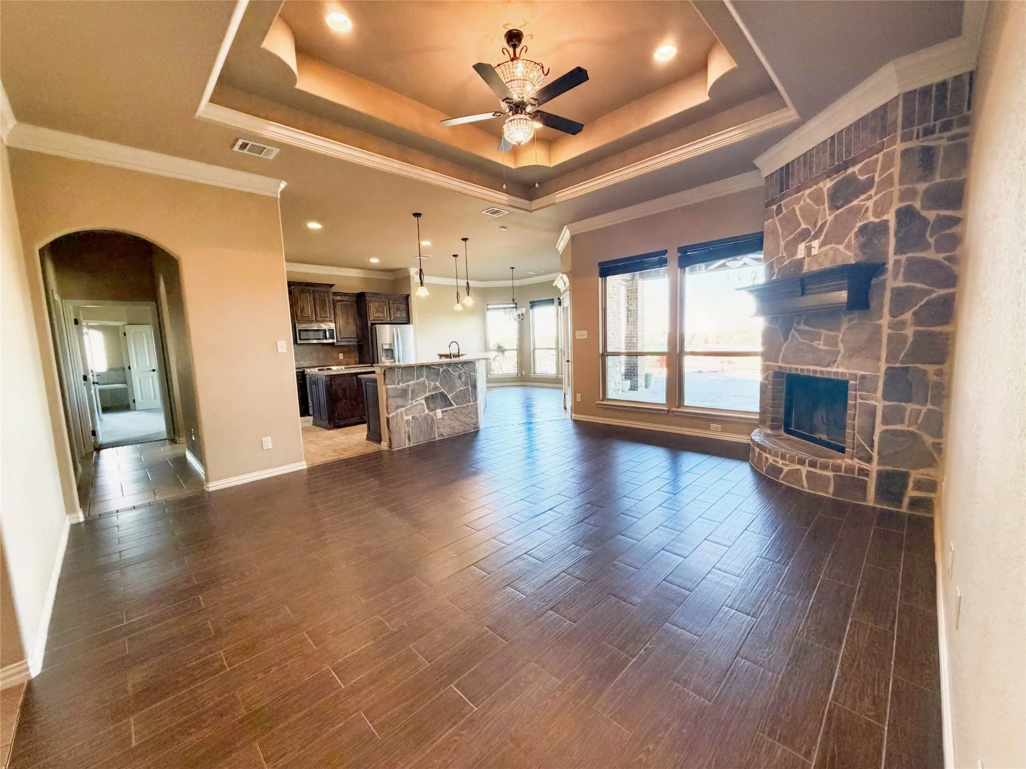 Single Family Residence For Rent in Parker County , 694 Jennings Lane, Azle, Texas 76020, 5 Bedroom, 2 Bathroom, 2 Garage spaces, 2,229 Sqft, built in 2015, Price $3,950, mls#21363870, Real Estate Agent in Azle, Homes For Rent in Parker county, Homes For Rent in Azle, Realtor in Azle Texas, Real Estate Brokerage Independent Realty Texas, Luminita Cordes Realtor
