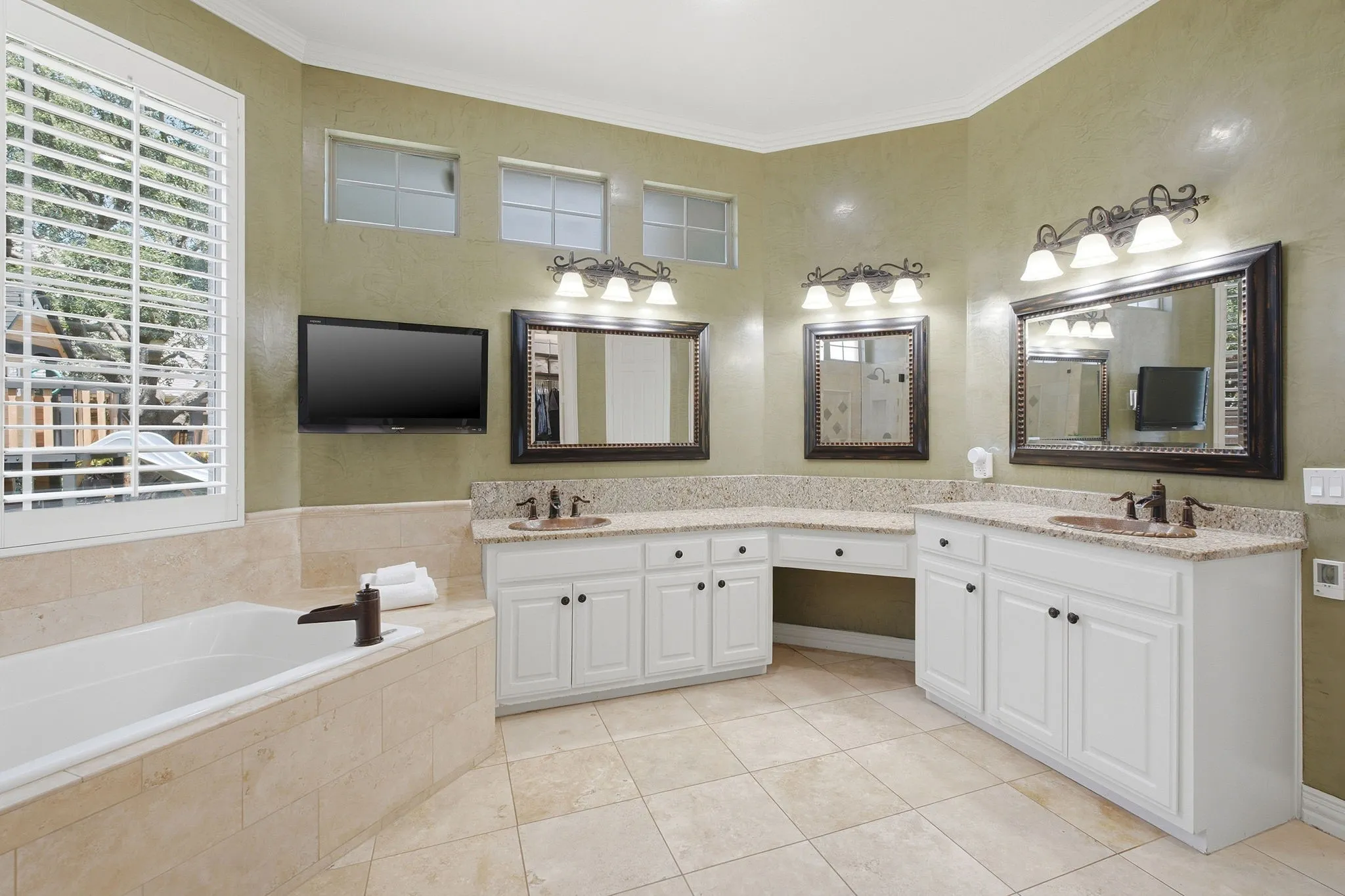 Single Family Residence For Sale in Collin County , 1903 Lorraine Avenue, Allen, Texas 75002, 4 Bedroom, 4 Bathroom, 3 Garage spaces, 4,217 Sqft, built in 2001, mls#21361225, Real Estate Agent in Allen, Homes For Sale in Collin county, Homes For Sale in Allen, Realtor in Allen Texas, Real Estate Brokerage Independent Realty Texas, Luminita Cordes Realtor