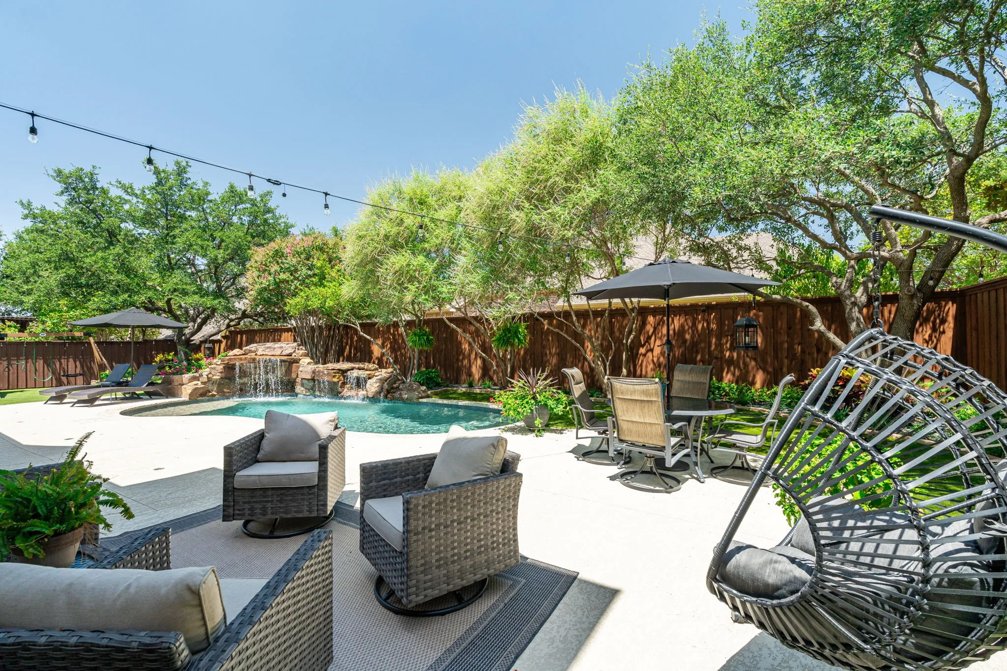 Single Family Residence For Sale in Collin County , 1903 Lorraine Avenue, Allen, Texas 75002, 4 Bedroom, 4 Bathroom, 3 Garage spaces, 4,217 Sqft, built in 2001, mls#21361225, Real Estate Agent in Allen, Homes For Sale in Collin county, Homes For Sale in Allen, Realtor in Allen Texas, Real Estate Brokerage Independent Realty Texas, Luminita Cordes Realtor