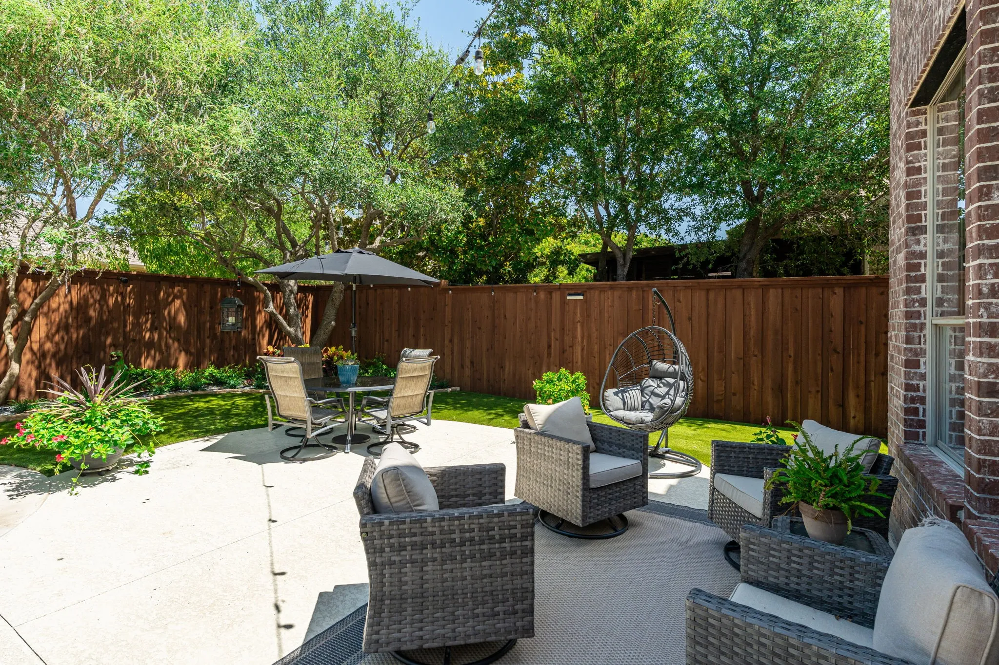 Single Family Residence For Sale in Collin County , 1903 Lorraine Avenue, Allen, Texas 75002, 4 Bedroom, 4 Bathroom, 3 Garage spaces, 4,217 Sqft, built in 2001, mls#21361225, Real Estate Agent in Allen, Homes For Sale in Collin county, Homes For Sale in Allen, Realtor in Allen Texas, Real Estate Brokerage Independent Realty Texas, Luminita Cordes Realtor