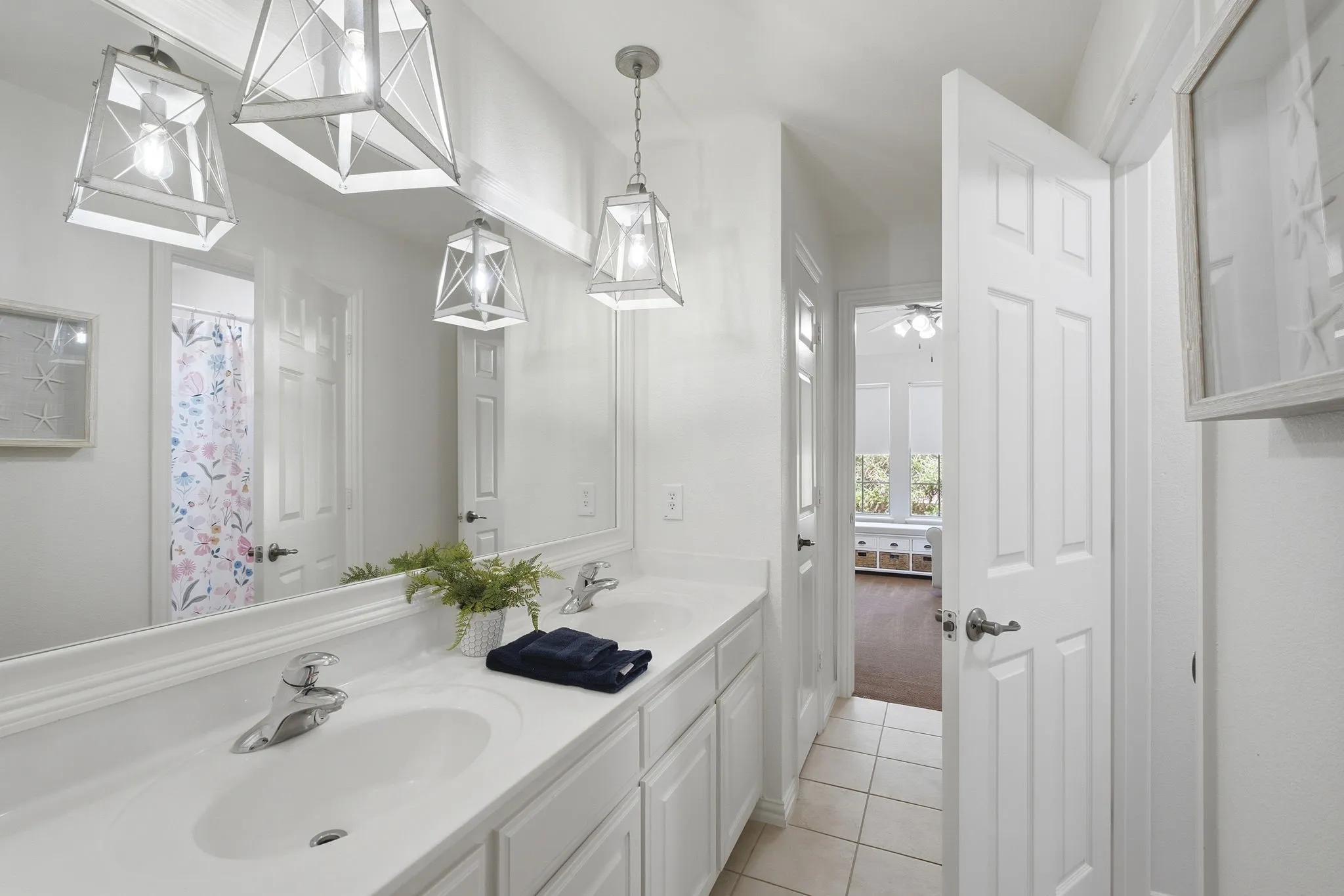 Single Family Residence For Sale in Collin County , 1903 Lorraine Avenue, Allen, Texas 75002, 4 Bedroom, 4 Bathroom, 3 Garage spaces, 4,217 Sqft, built in 2001, mls#21361225, Real Estate Agent in Allen, Homes For Sale in Collin county, Homes For Sale in Allen, Realtor in Allen Texas, Real Estate Brokerage Independent Realty Texas, Luminita Cordes Realtor